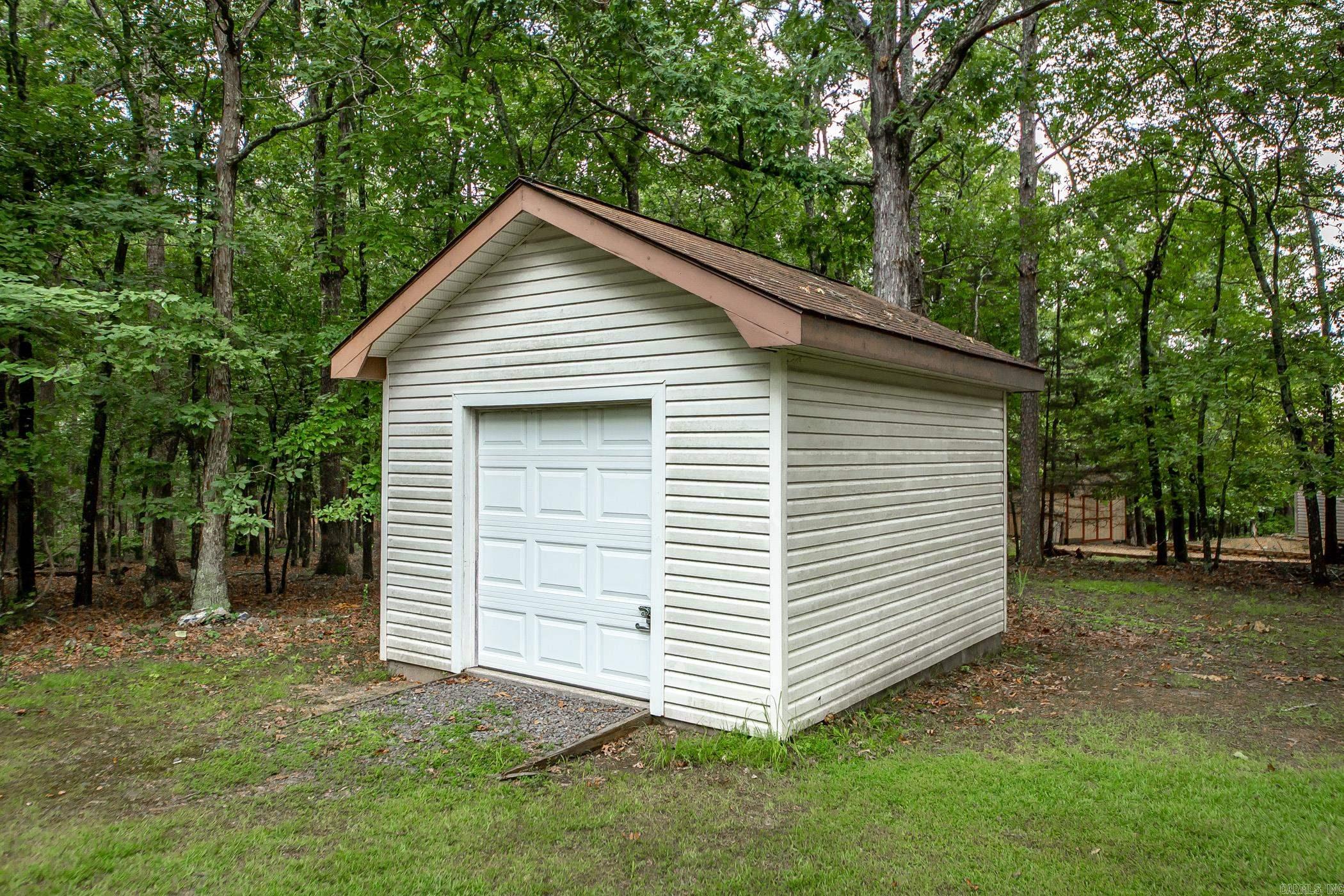 INDIAN HILLS - Residential