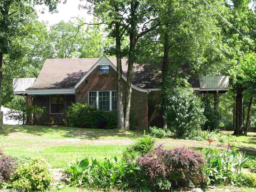 Old World Charm – Beautifully Updated! If you treasure tradition, you’ll love this 4Bd/3Ba charmer in LHSD.  Beautiful original hardwood floors throughout the lower level & a kitchen Julia Childs would love! Granite countertops, custom tile back splash, 2 pantries, built-in microwave, custom cabinets, kitchen island, double oven, commercial grade 6-burner gas stove w/ “pot fill” spigot & stainless vent-hood.  Master bedroom with private bath on lower level, 2 living areas & tons of extra storage.