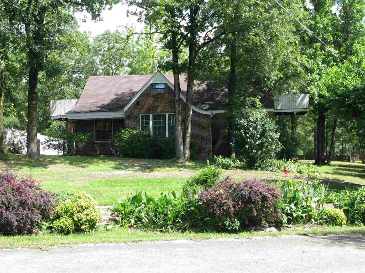 Davis Acres - Residential