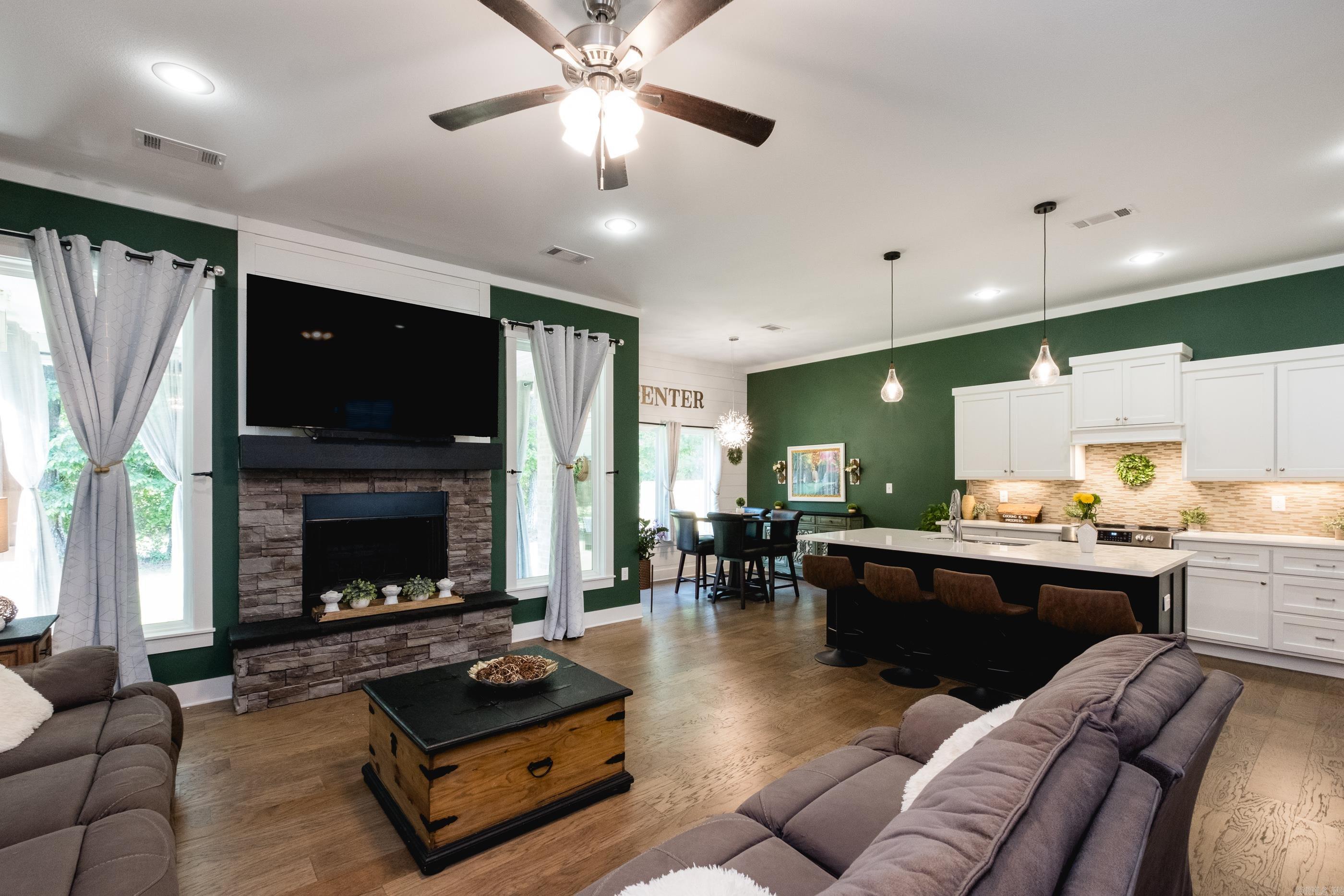 KENSINGTON PLACE - Residential