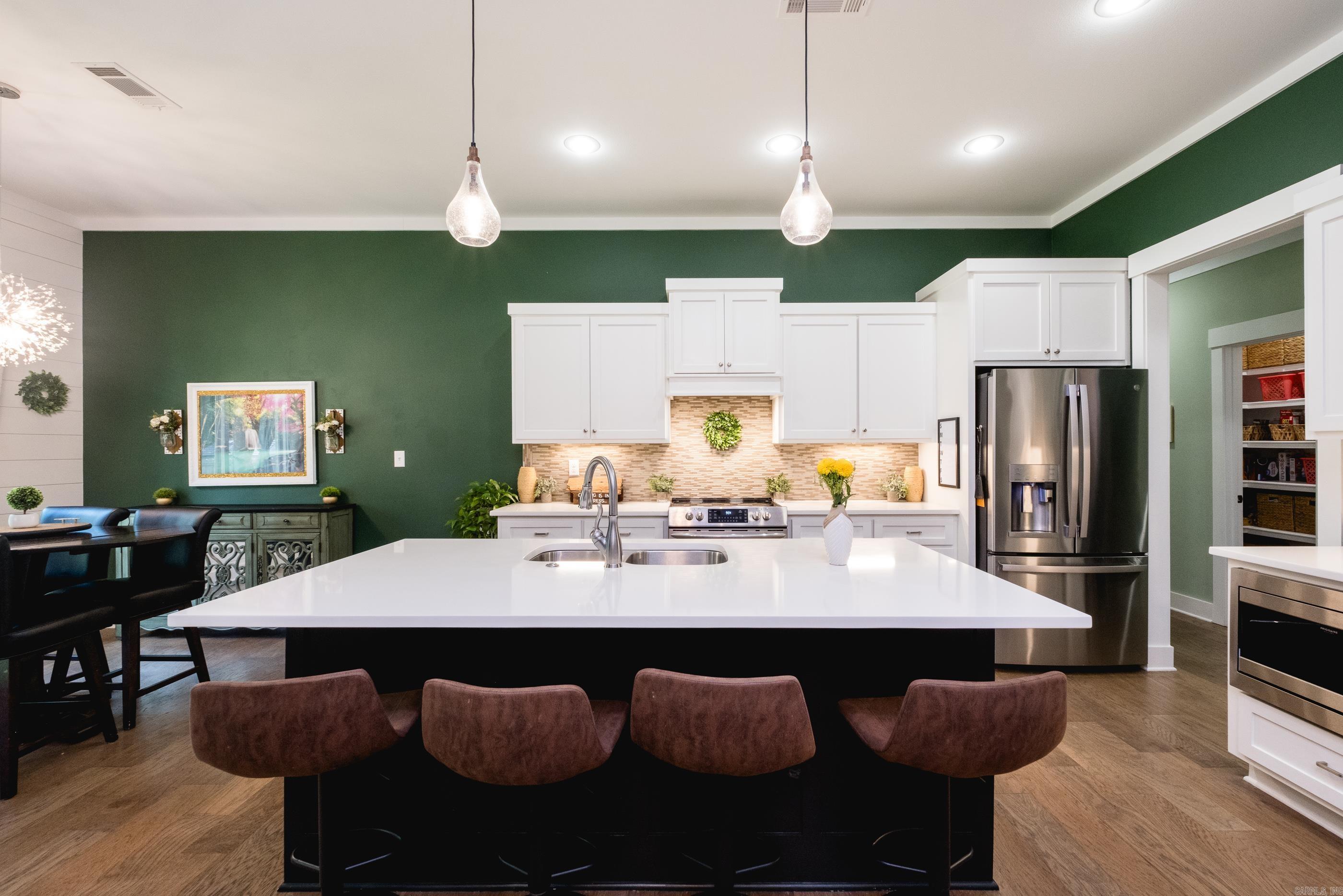 KENSINGTON PLACE - Residential