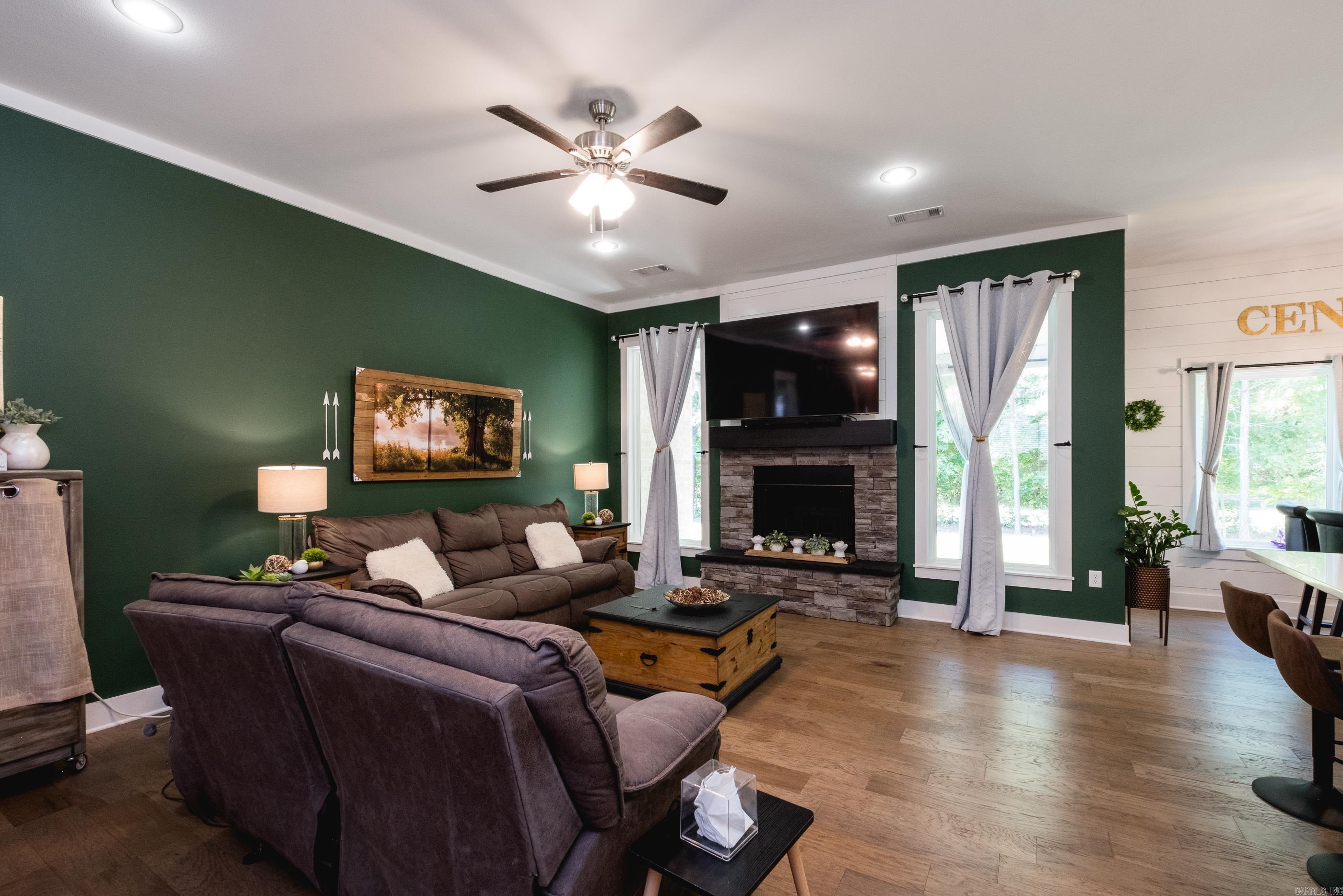 KENSINGTON PLACE - Residential