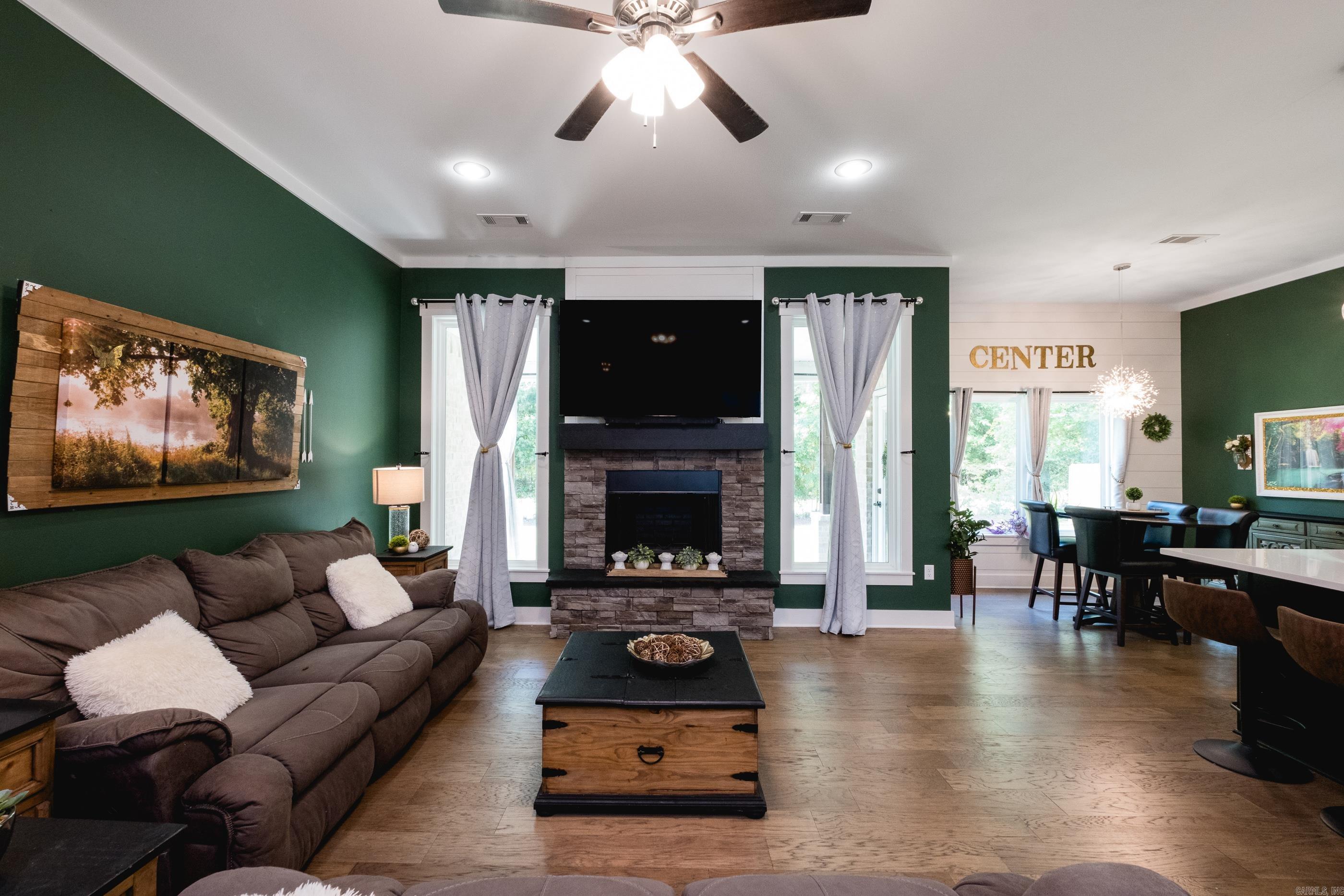 KENSINGTON PLACE - Residential