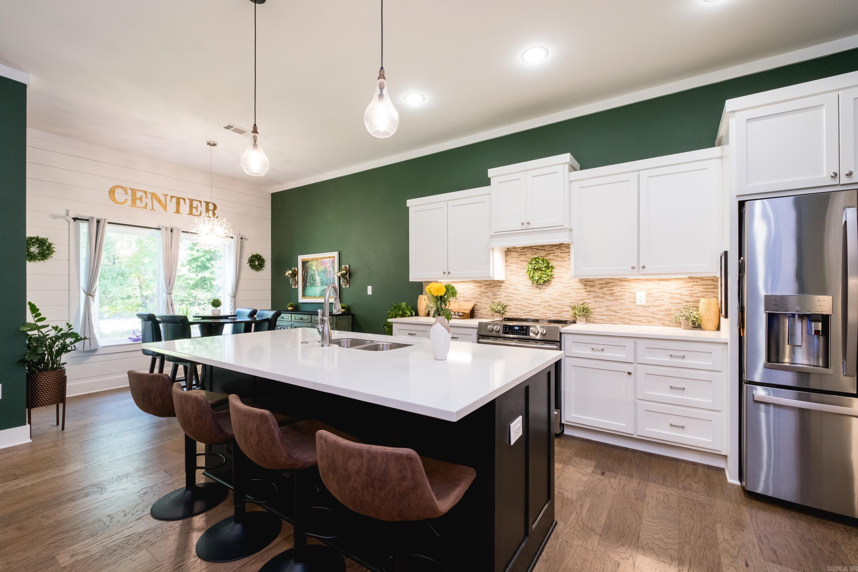 KENSINGTON PLACE - Residential