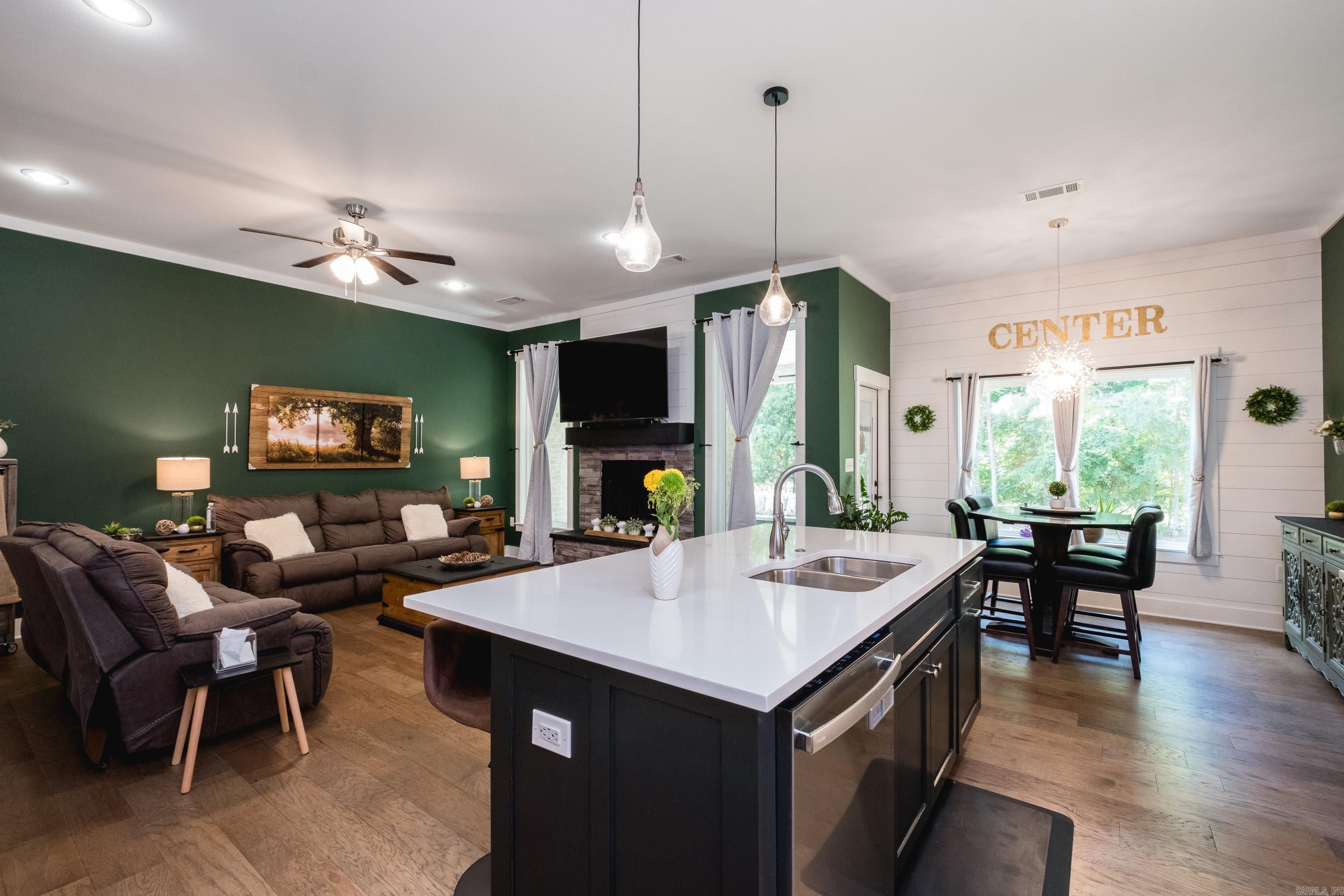 KENSINGTON PLACE - Residential