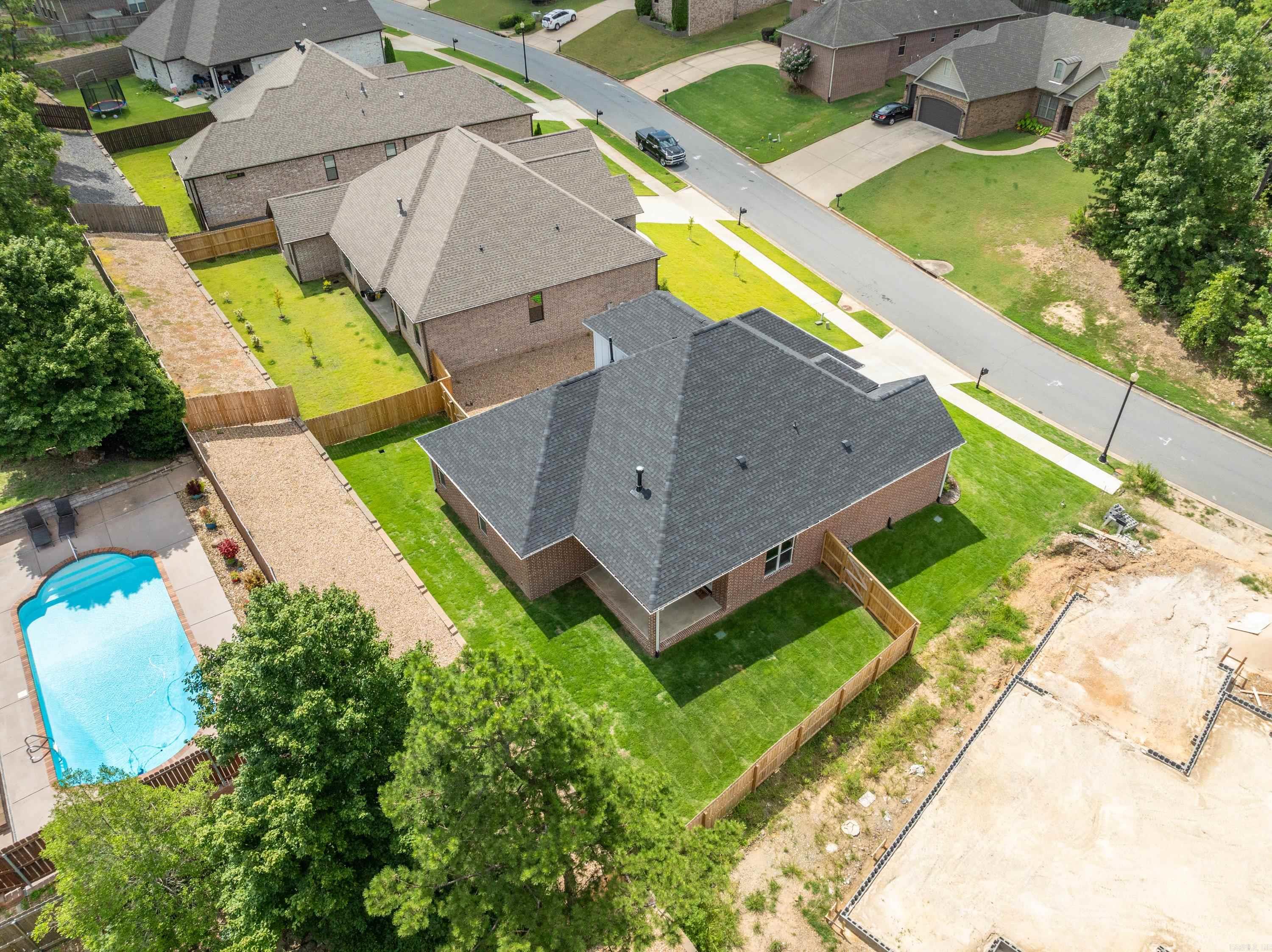 CHENAL VALLEY EPERNAY PLACE - Residential