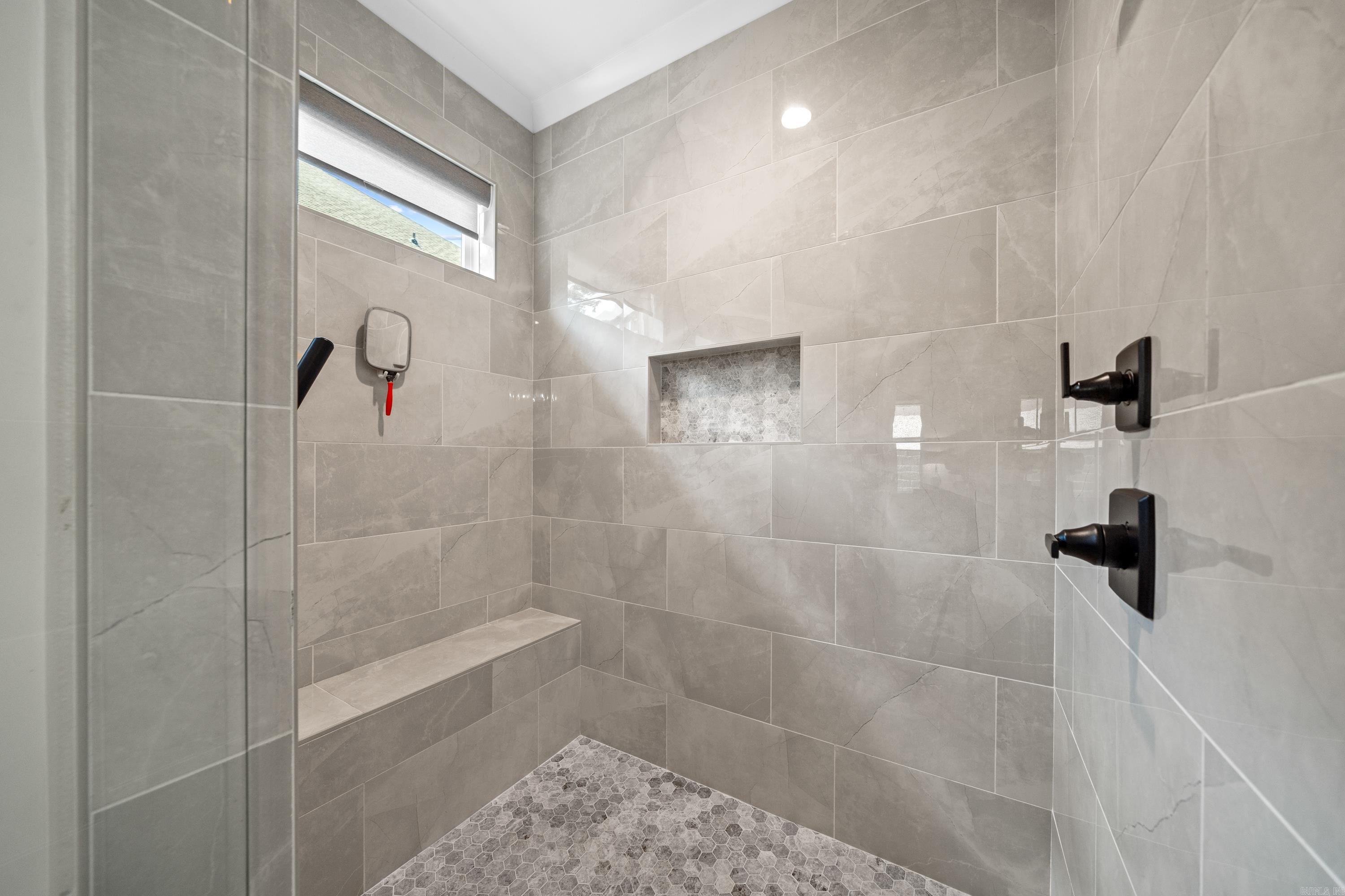 CHENAL VALLEY EPERNAY PLACE - Residential