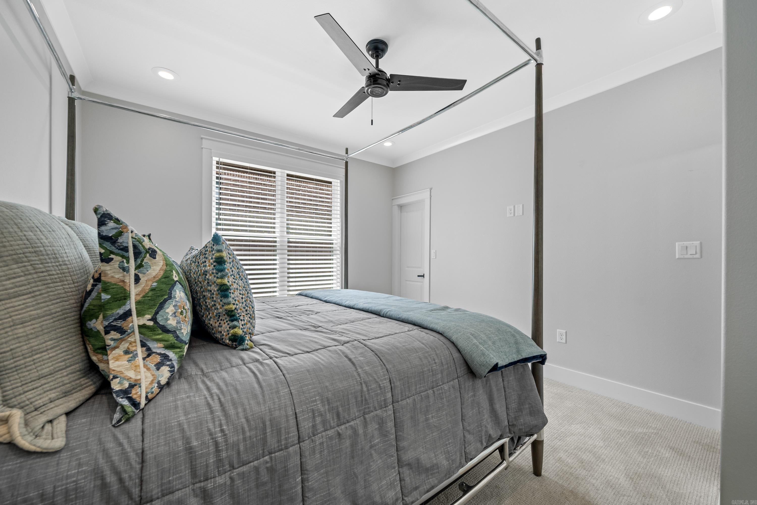 CHENAL VALLEY EPERNAY PLACE - Residential