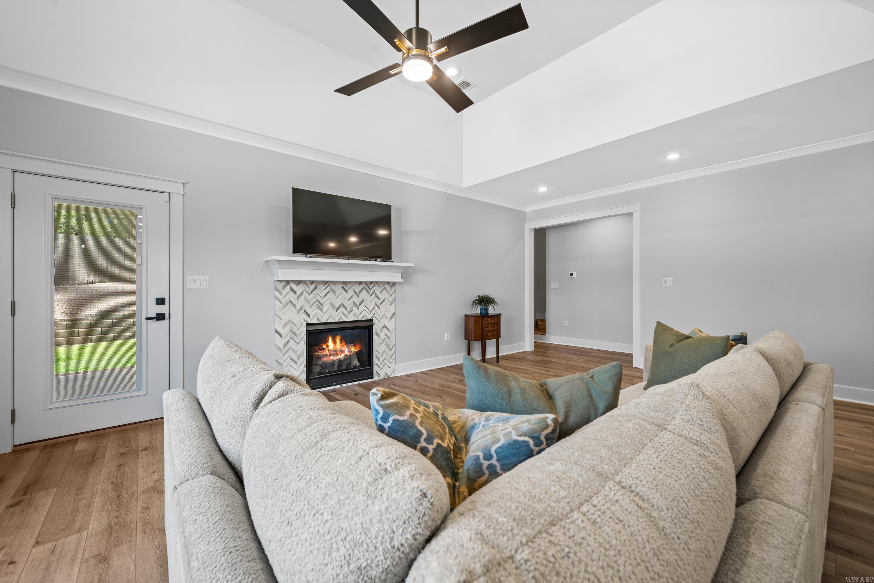 CHENAL VALLEY EPERNAY PLACE - Residential