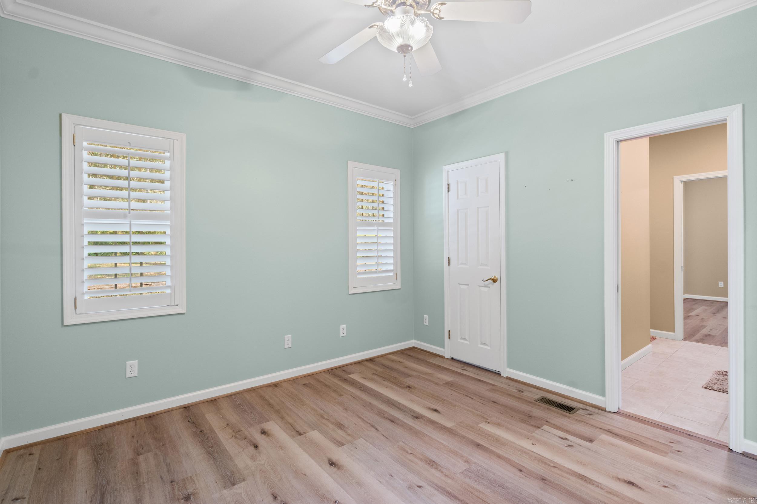 VINEGAR HILL  (H.P.R.) - Residential