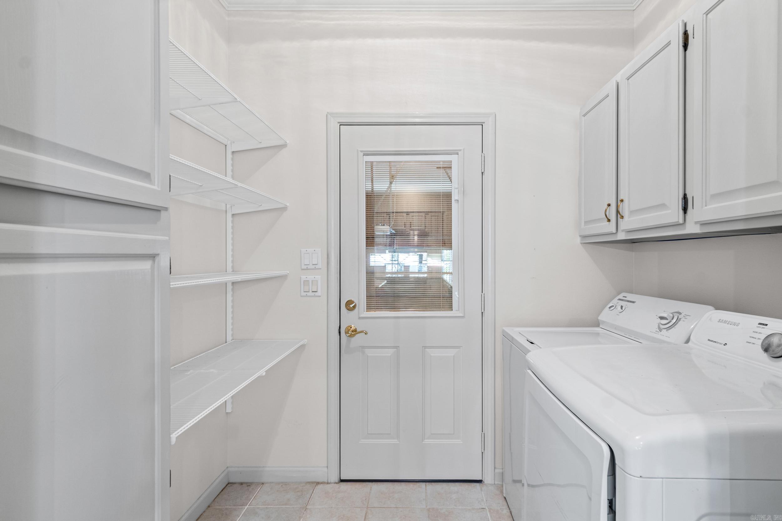 VINEGAR HILL  (H.P.R.) - Residential