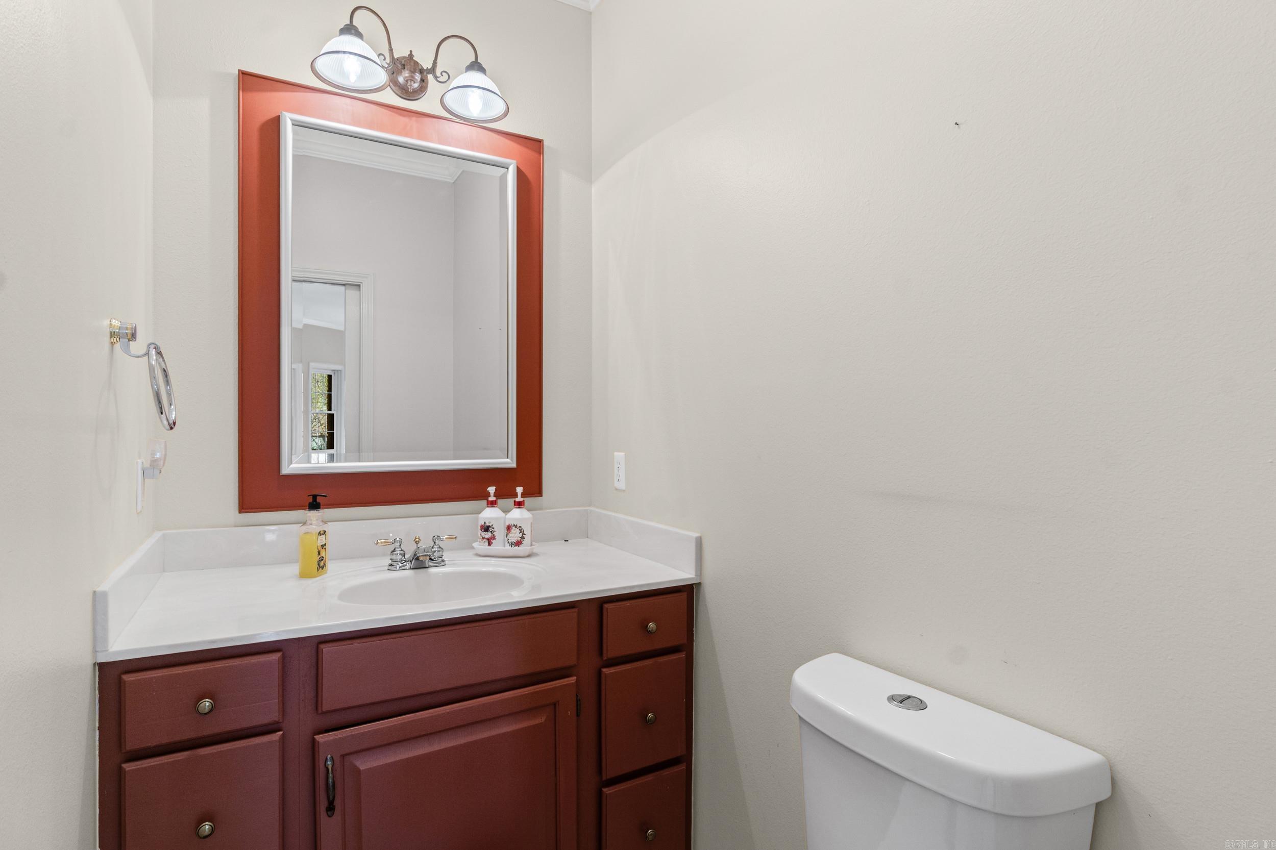 VINEGAR HILL  (H.P.R.) - Residential