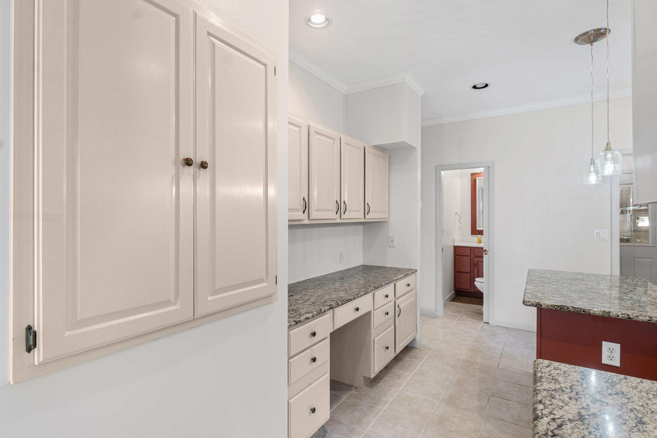 VINEGAR HILL  (H.P.R.) - Residential