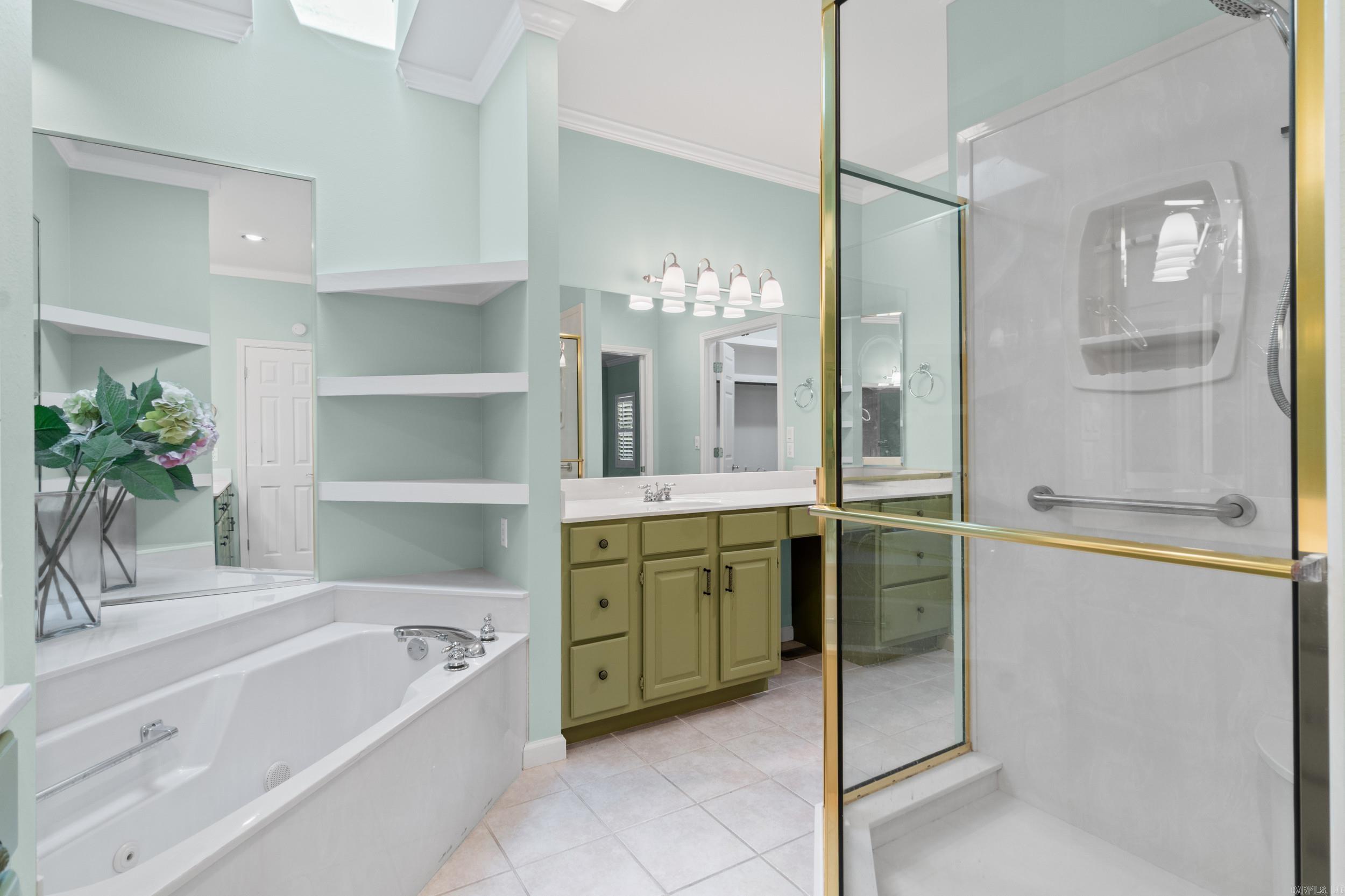 VINEGAR HILL  (H.P.R.) - Residential