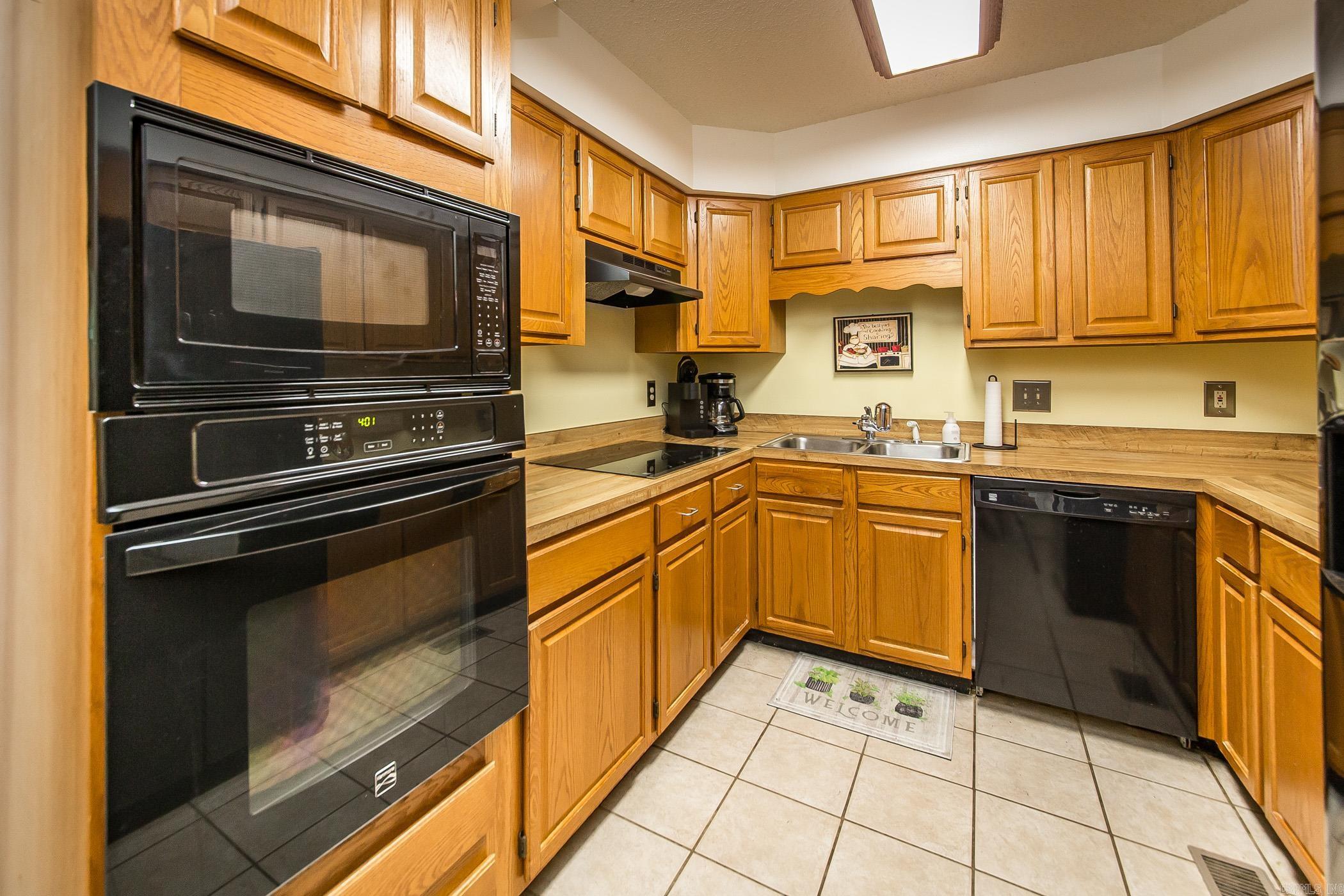 CASTLE RIDGE - Residential