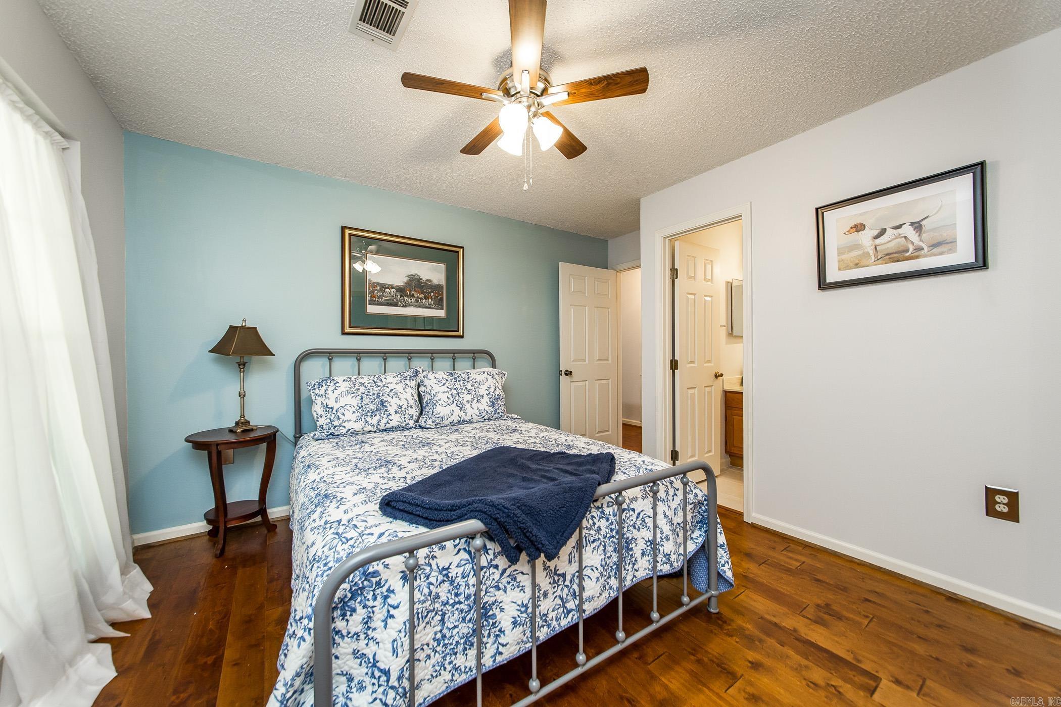 CASTLE RIDGE - Residential