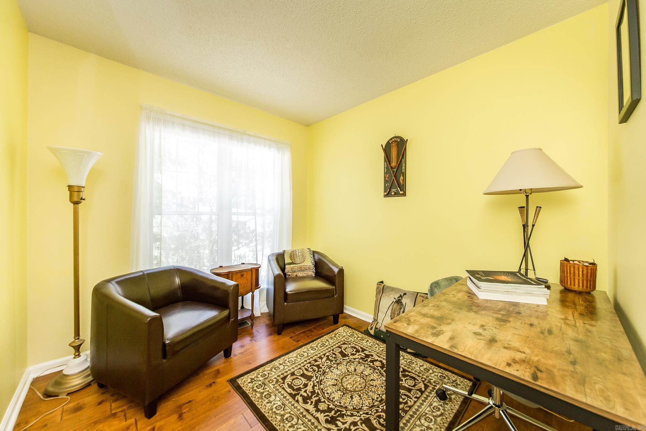 CASTLE RIDGE - Residential