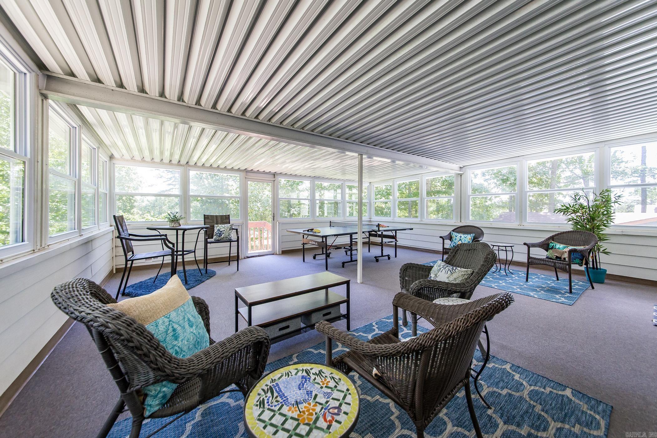 CASTLE RIDGE - Residential