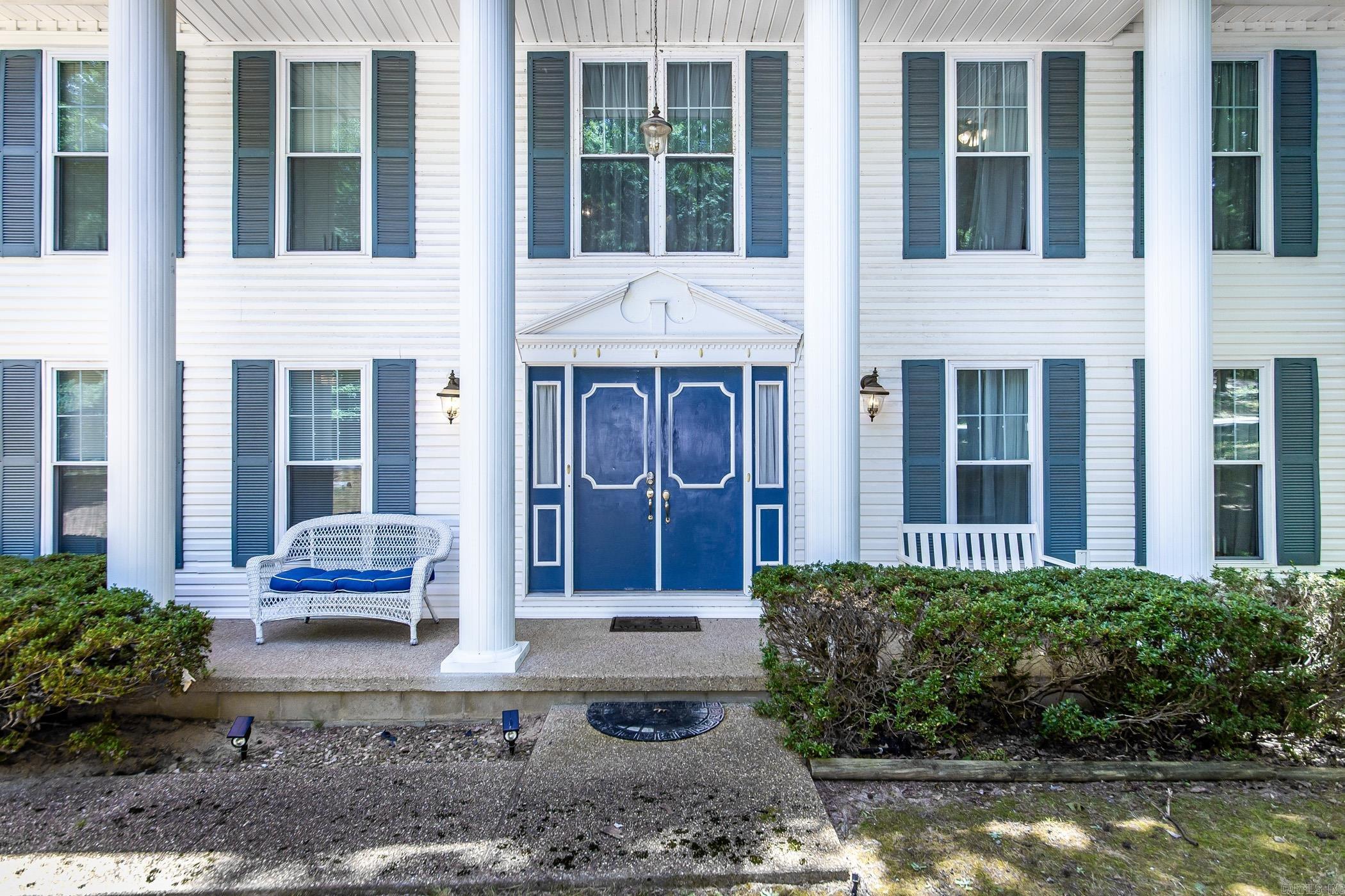 CASTLE RIDGE - Residential