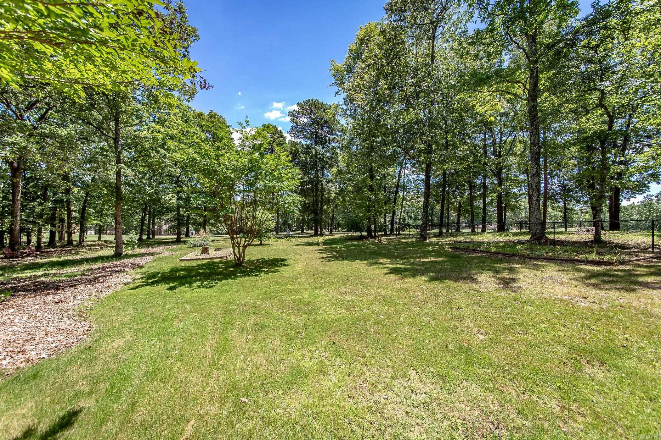 CASTLE RIDGE - Residential