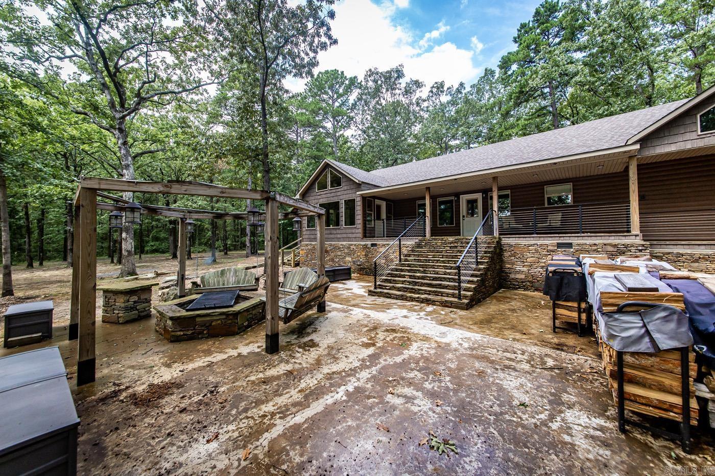 PLEASANT RIDGE - Residential