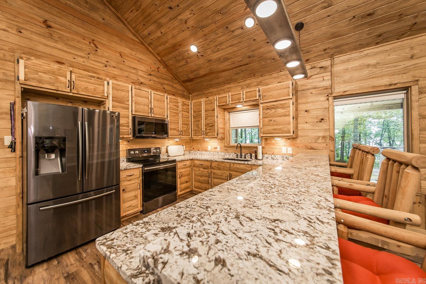 PLEASANT RIDGE - Residential
