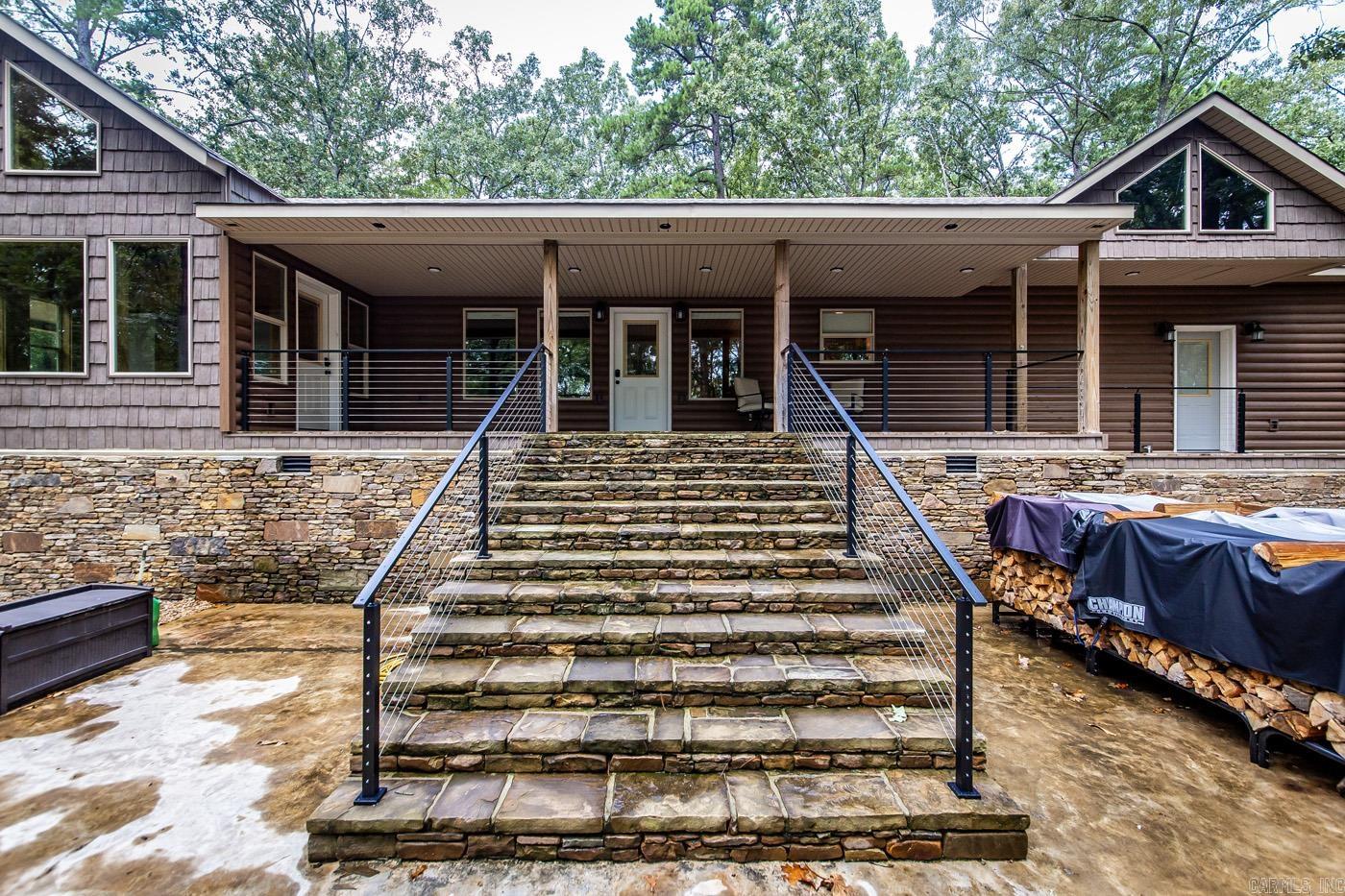 PLEASANT RIDGE - Residential