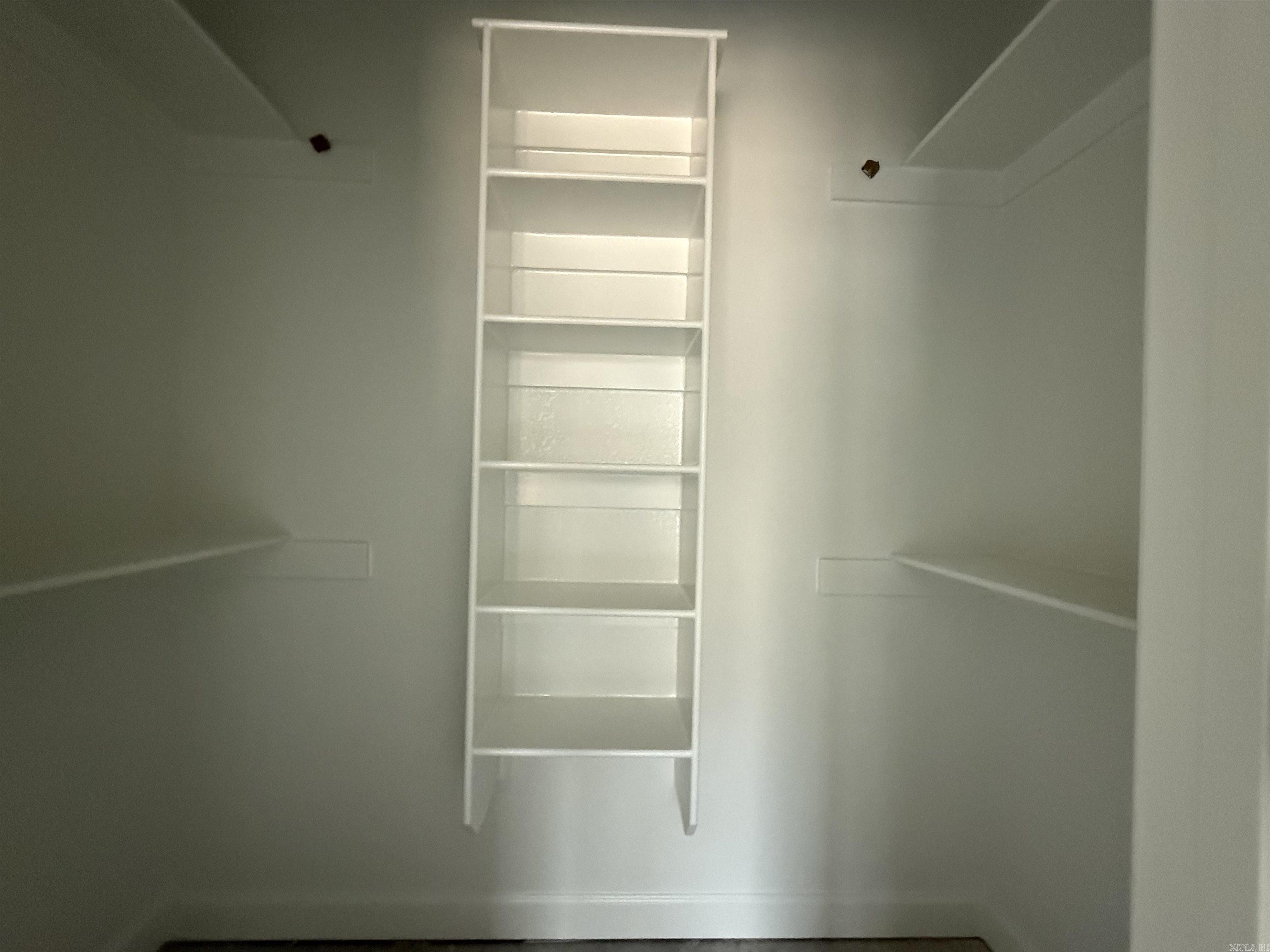 MILLERS GLENN - Residential