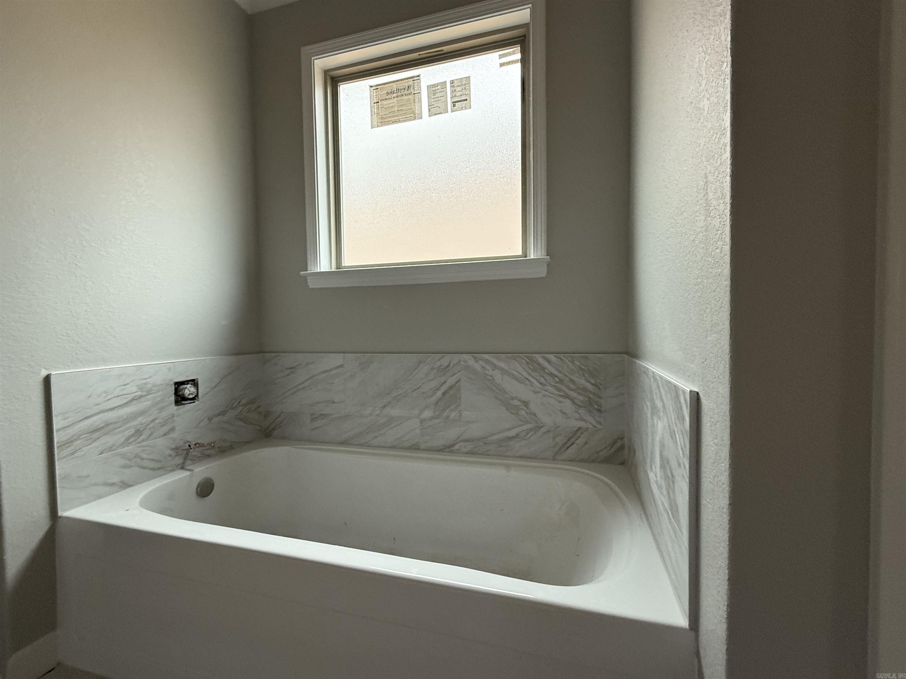 MILLERS GLENN - Residential