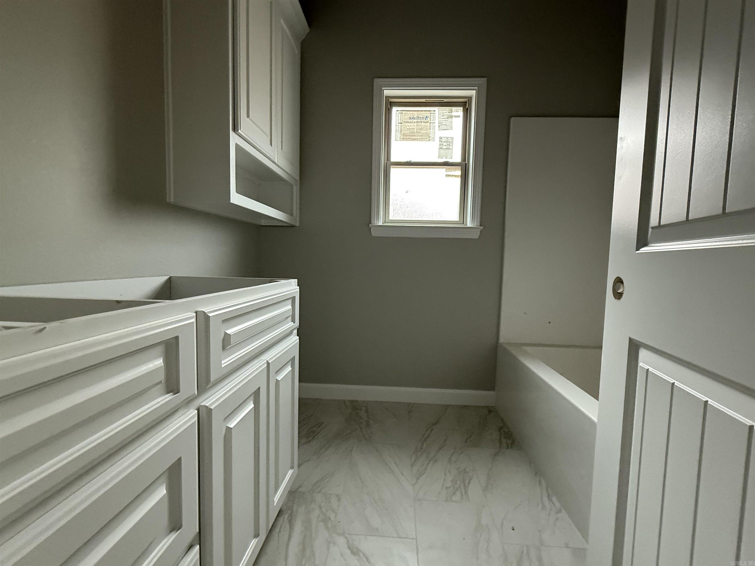 MILLERS GLENN - Residential