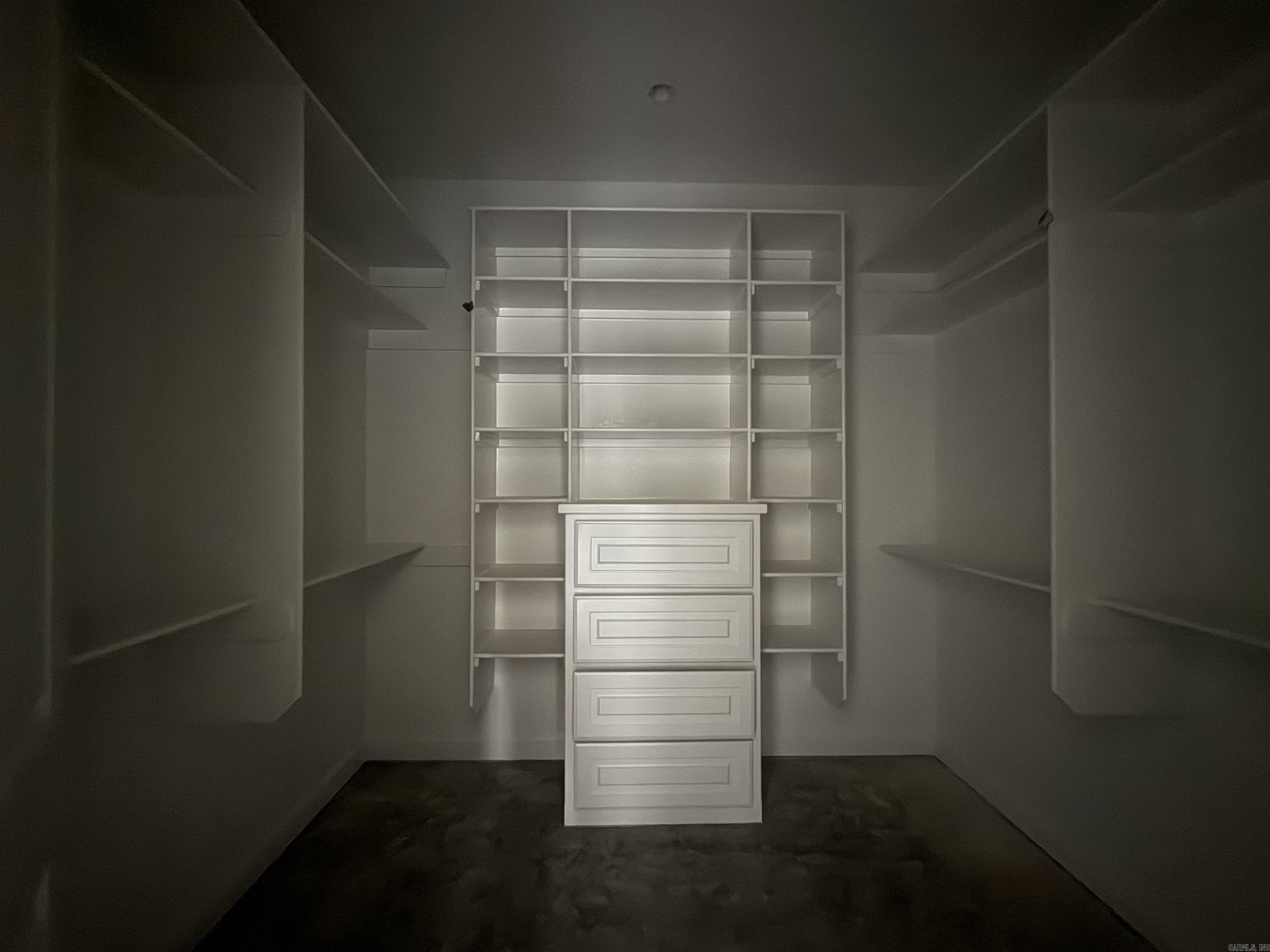 MILLERS GLENN - Residential