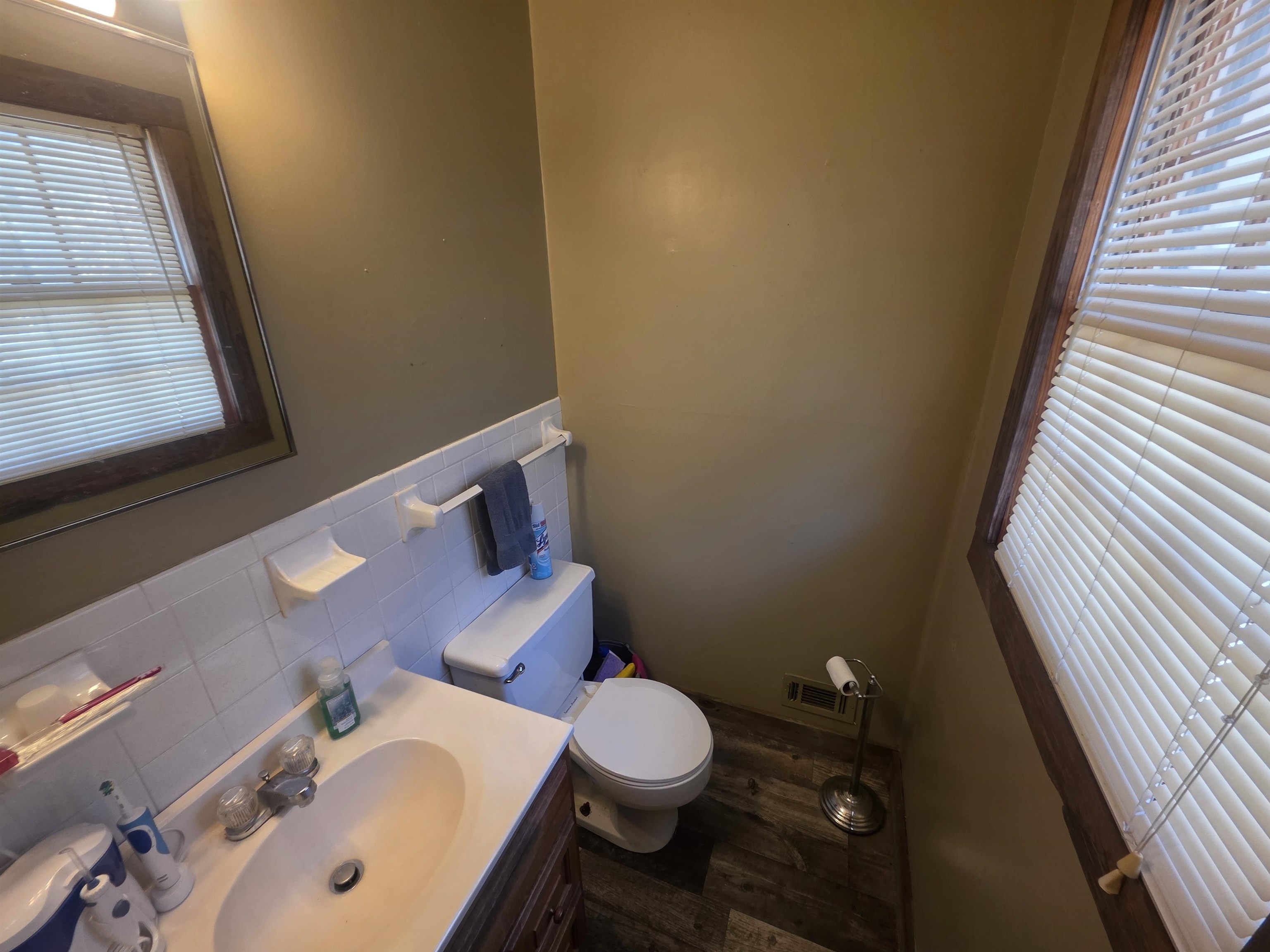 Crow 2nd - Residential