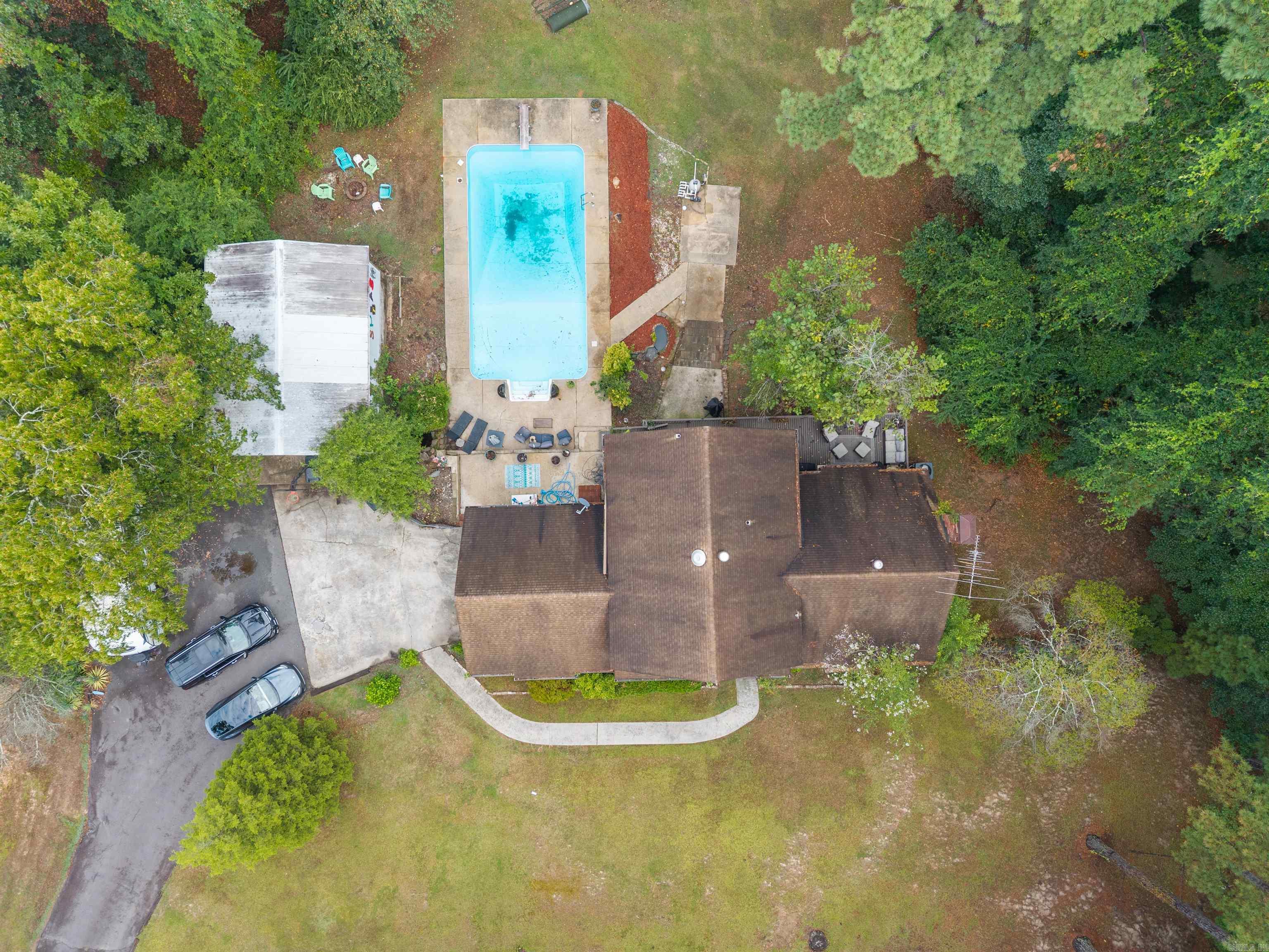 Pine Crest - Residential