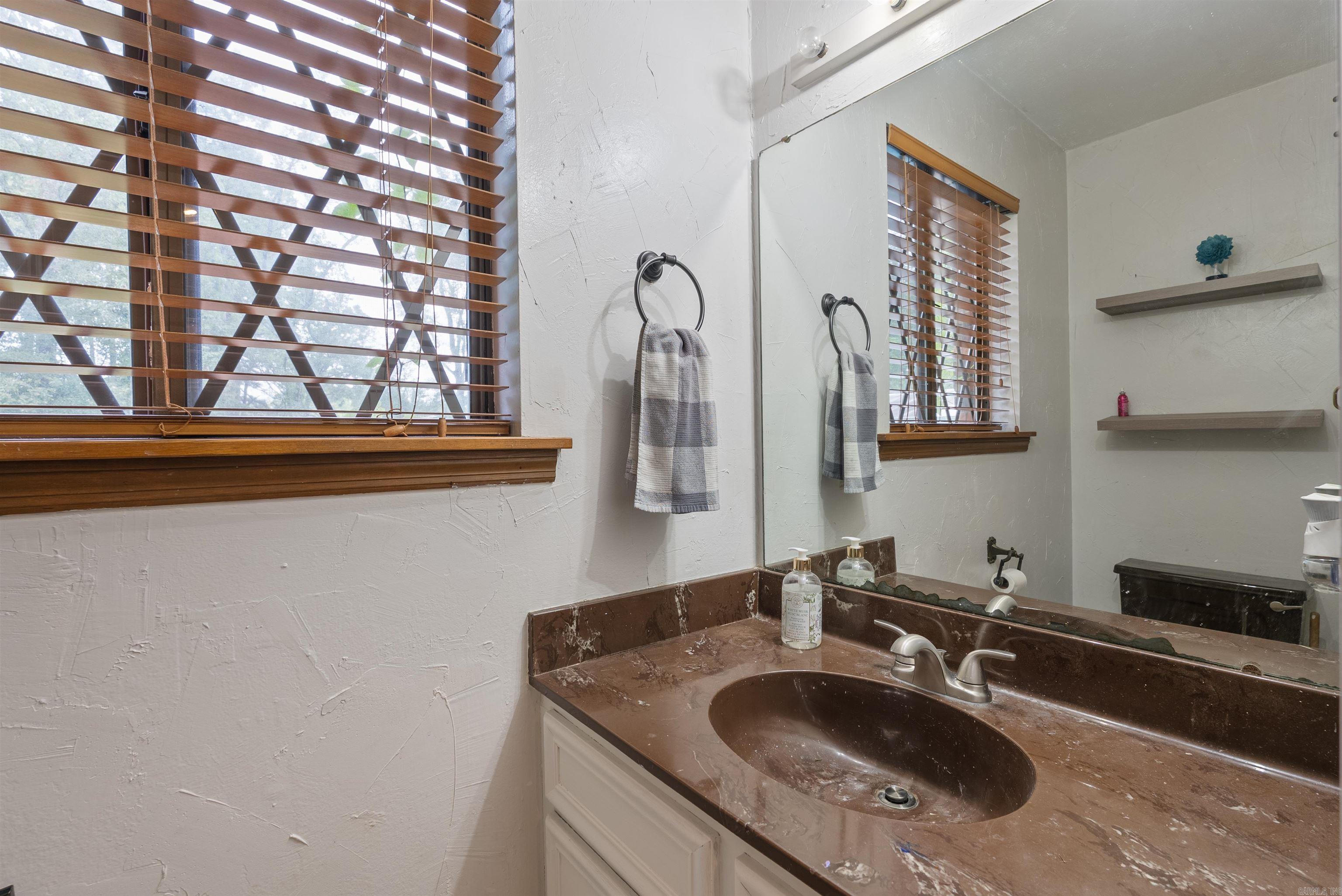 Pine Crest - Residential