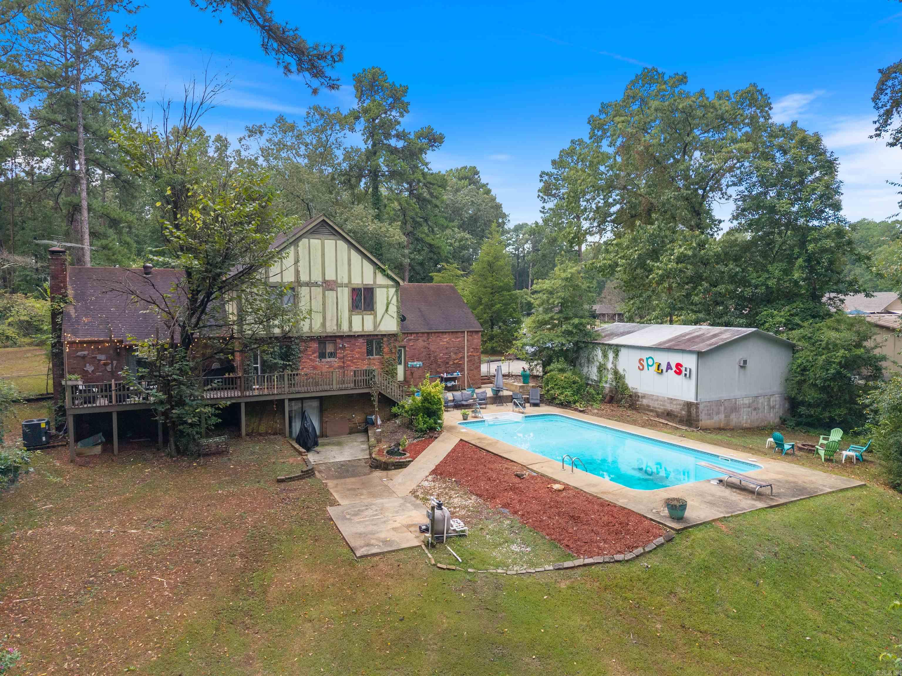 Pine Crest - Residential