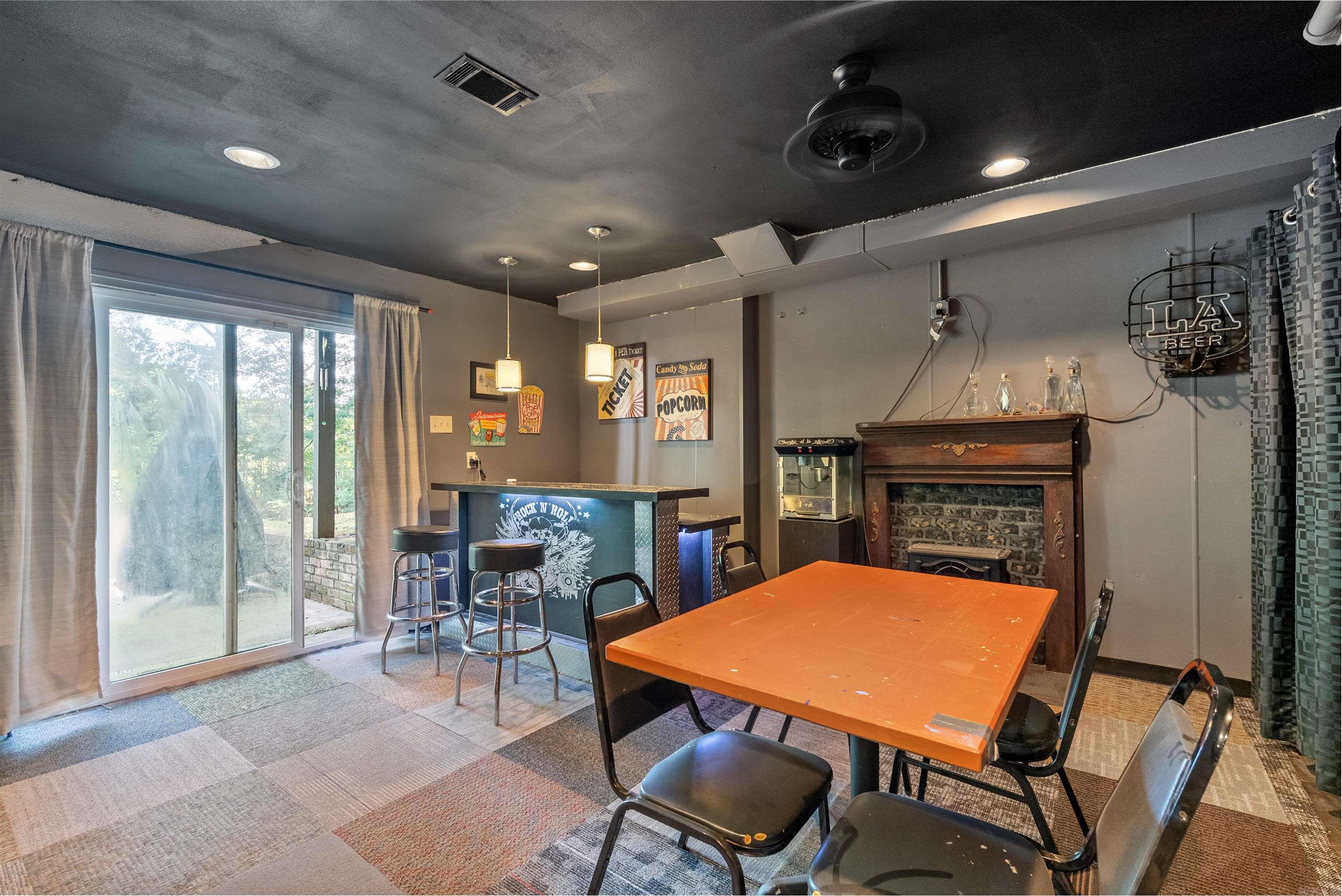 Pine Crest - Residential