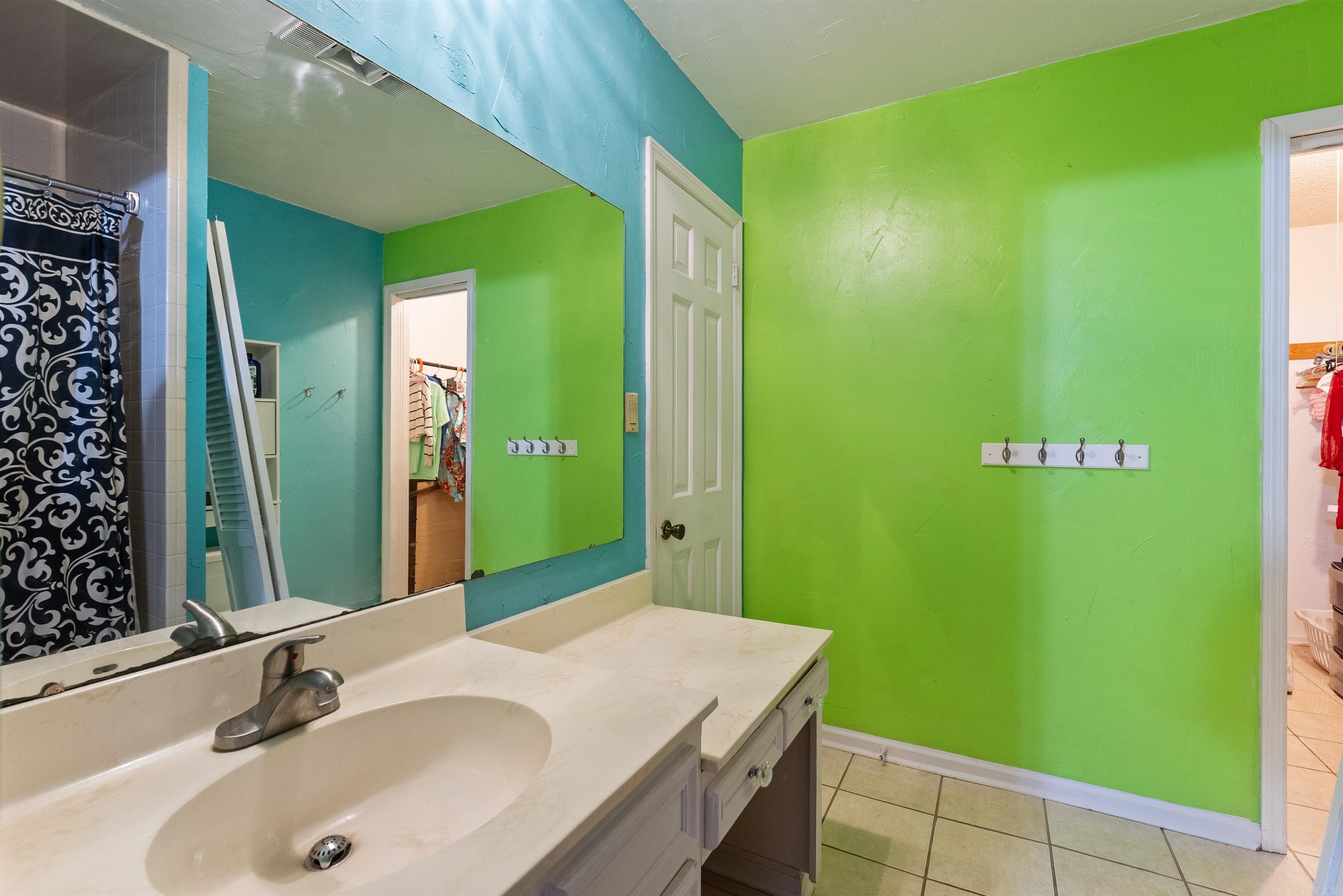 Pine Crest - Residential