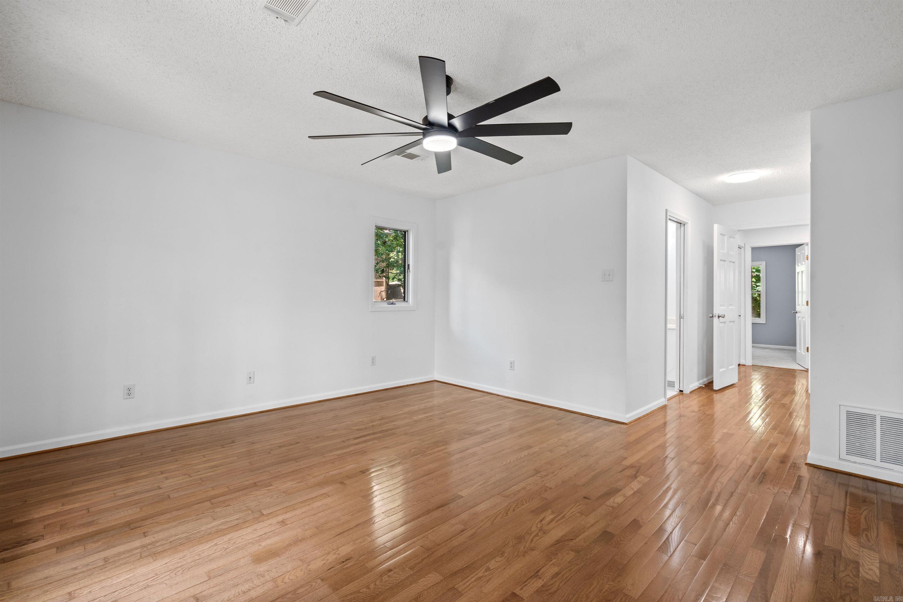 Lake Crest - Residential