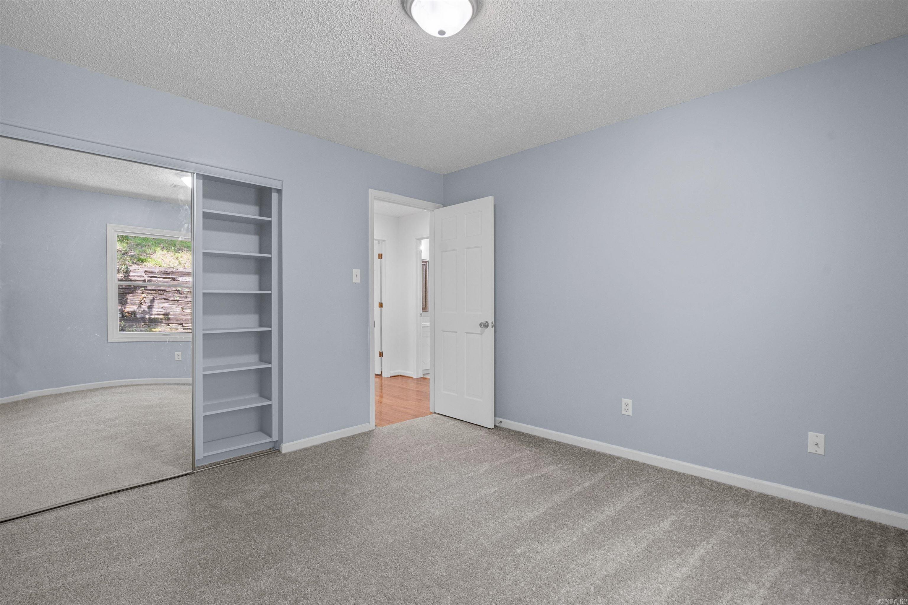 Lake Crest - Residential