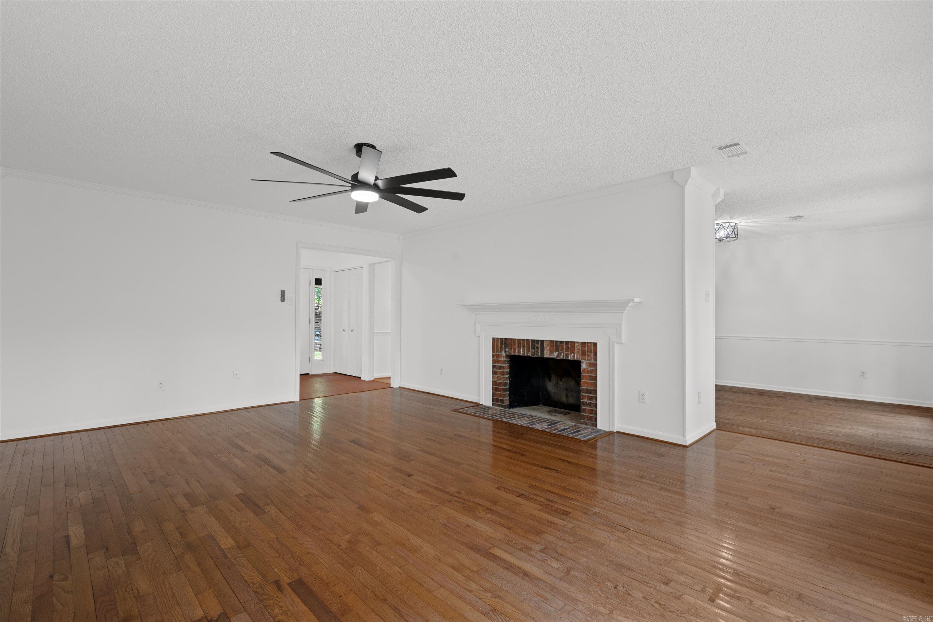 Lake Crest - Residential