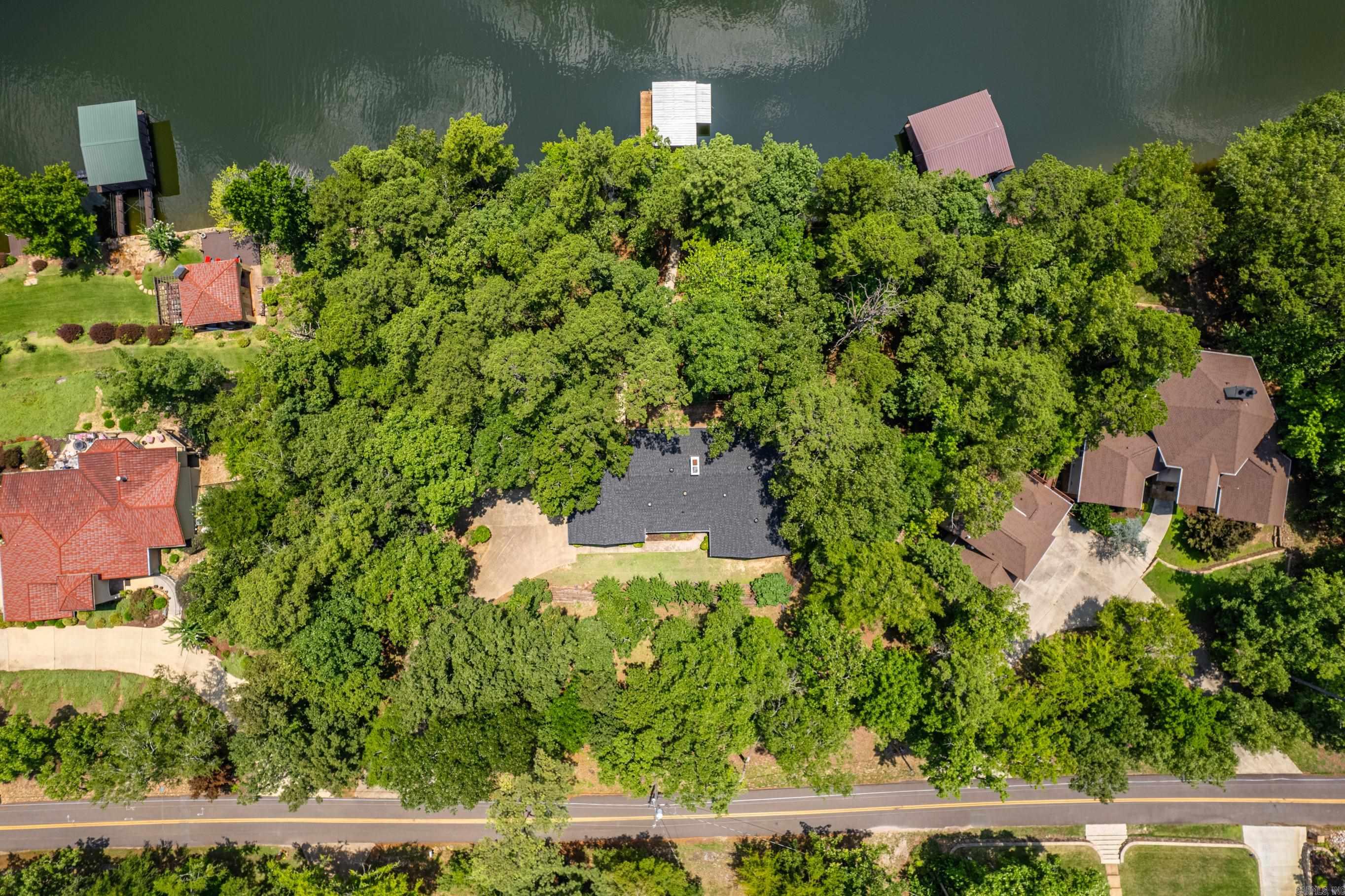 Lake Crest - Residential