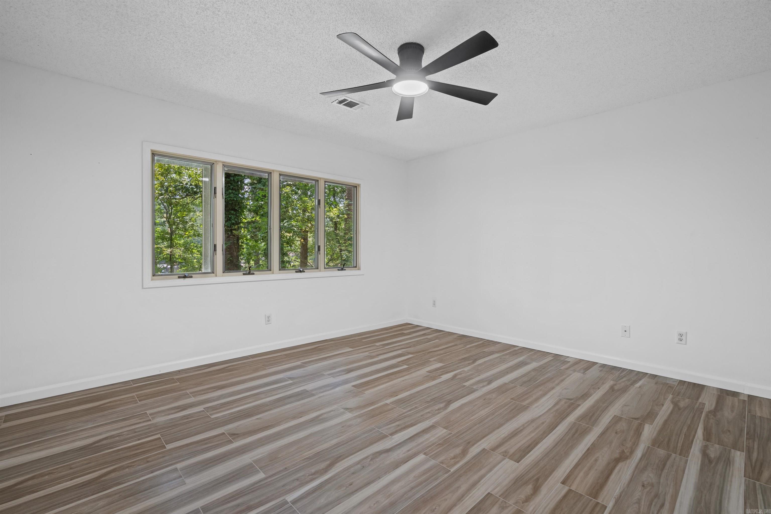 Lake Crest - Residential