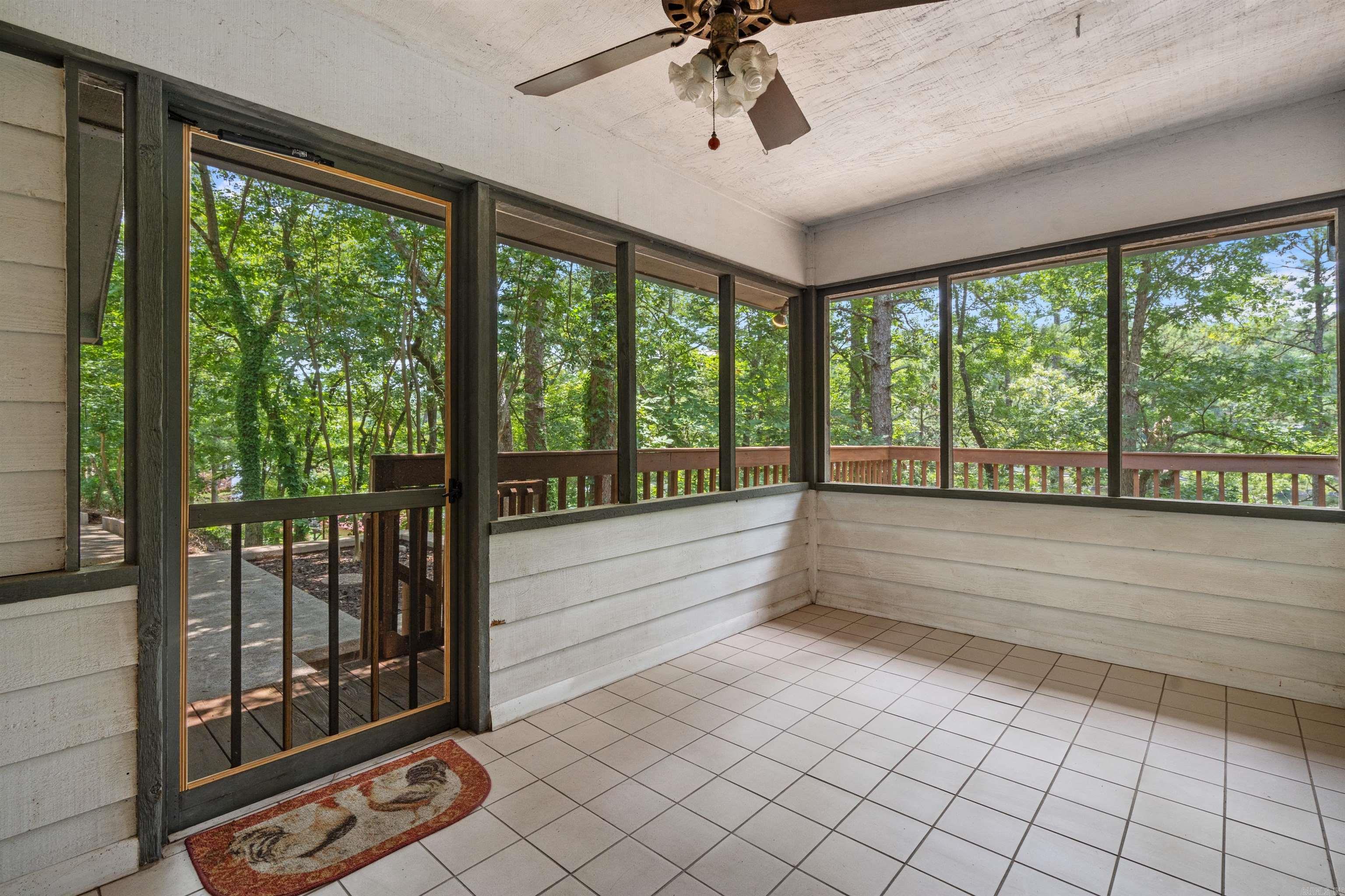 Lake Crest - Residential