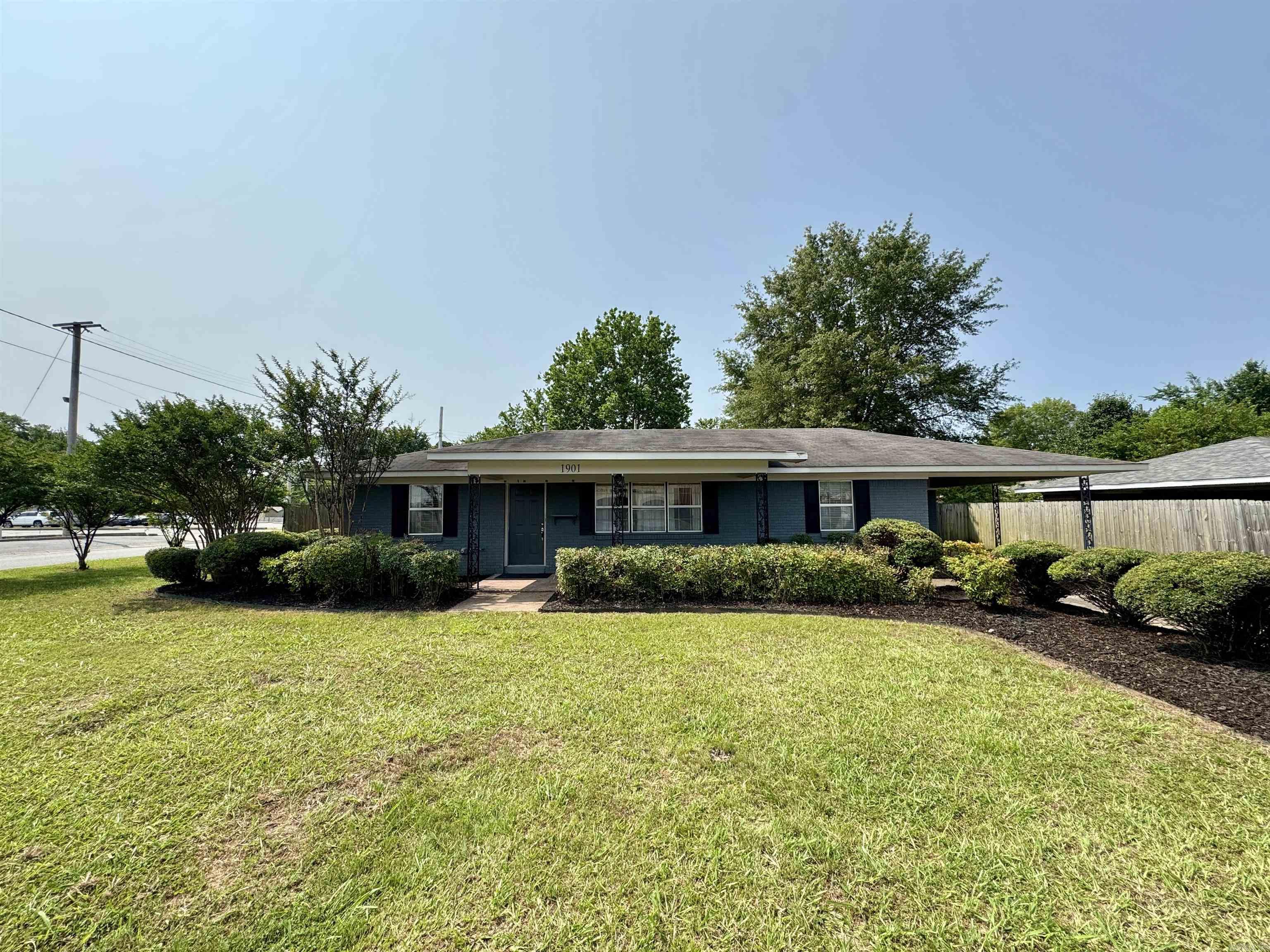 C C BOENS - Residential