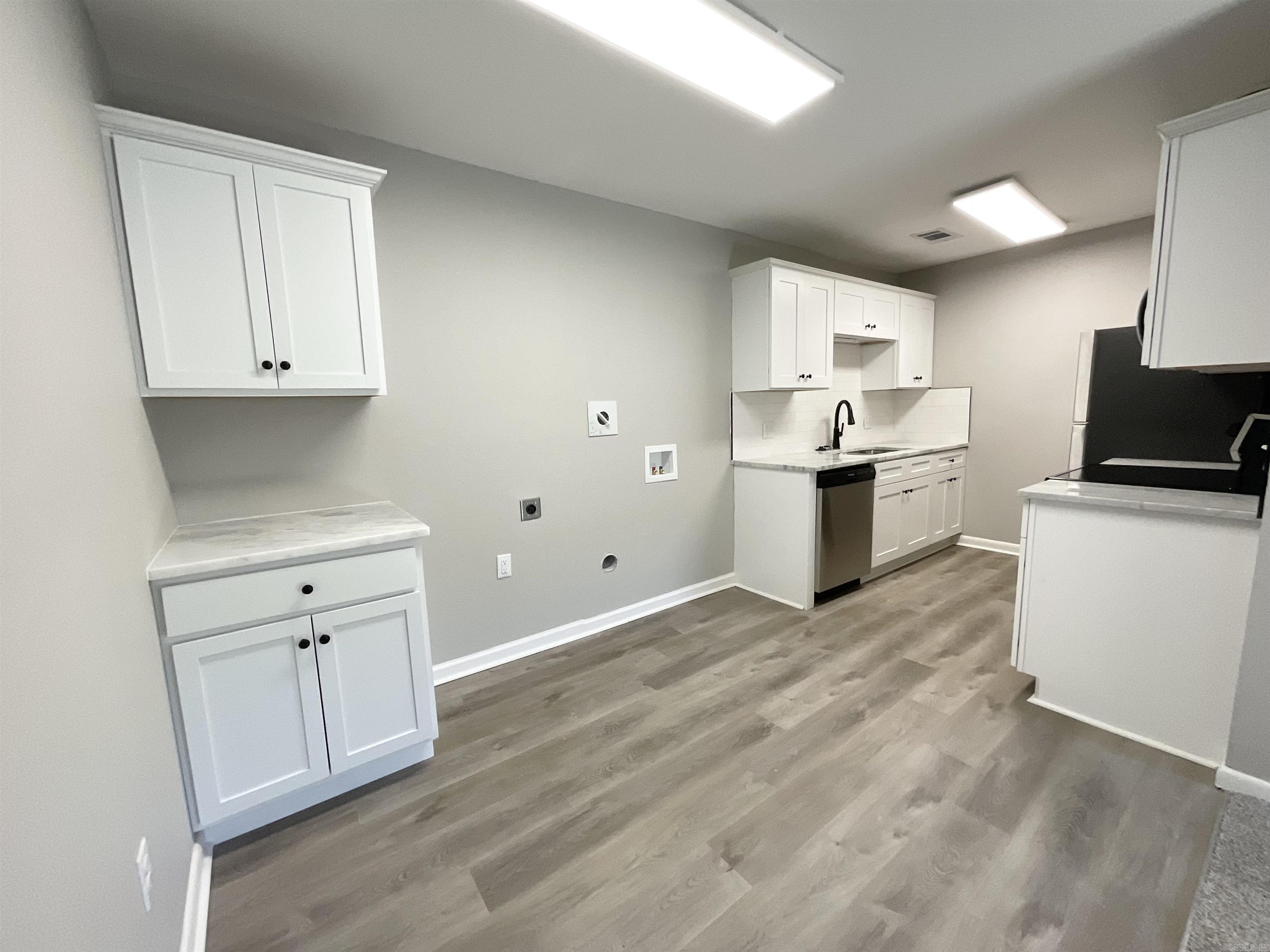 Searcy Outlets - Residential Income