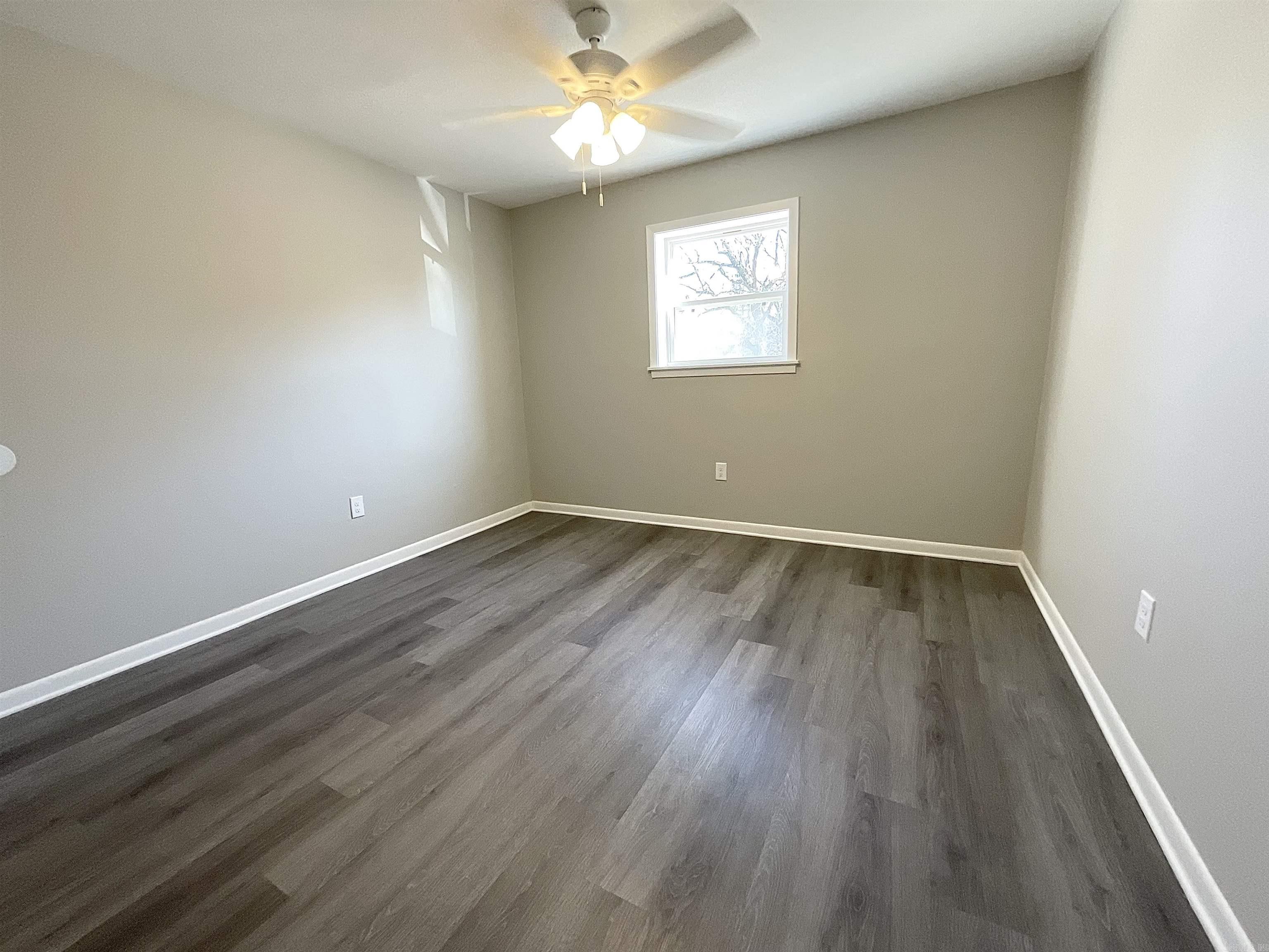 Searcy Outlets - Residential Income