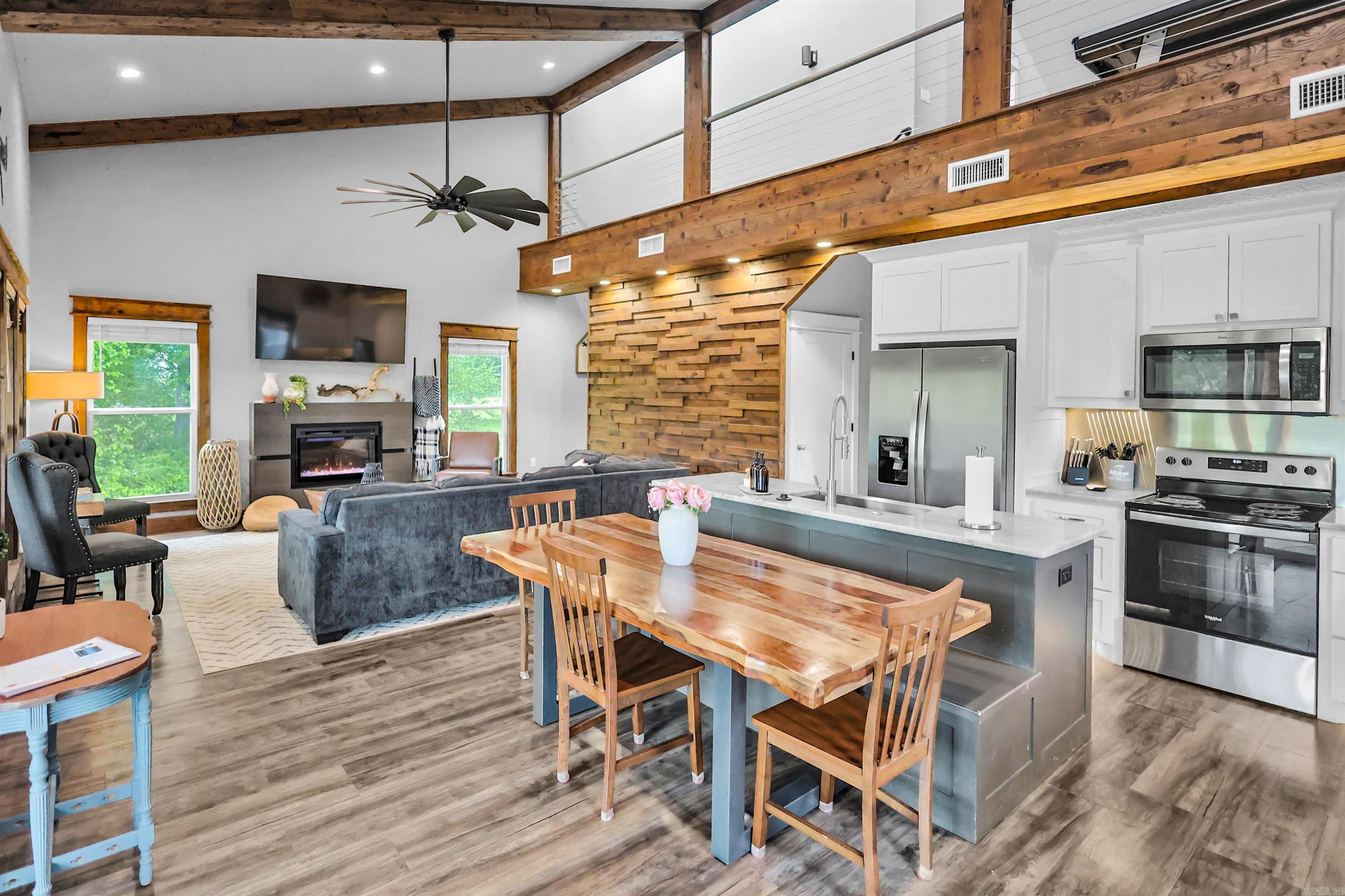 Jordans Bend at Caddos - Residential