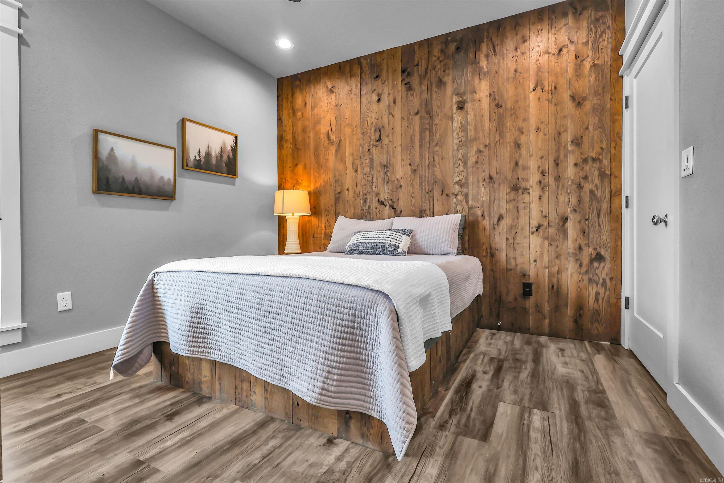Jordans Bend at Caddos - Residential