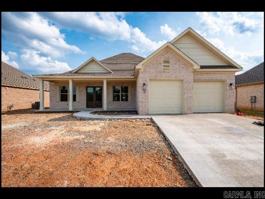*MAUMELLE* BEAUTIFUL HOME IN COUNTRY CLUB OF ARKANSAS NEIGHBORHOOD!! This Brand New 4 Bedroom And 2.5 Bath Brick Home Features Over 2600 Sqft Of Living Space! Double Front Doors Lead To An Open Floor Plan Including Formal Dining Area And Living Room With Cozy Electric Log Fireplace! Kitchen Features Quartz Countertops, Gas Cooktop With Convection Wall Oven And Microwave, And Kitchen Island With Large Sink! Bedrooms Are Split, Master With Large Walk-In Closet! Guest Bedrooms Close Together, Two Connected By Jack-And-Jill Bathroom! Covered Patio! Central Heat And Air! 2 Car Garage For Parking! AVAILABLE NOW!!!
