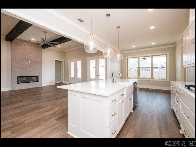 COUNTRY CLUB OF ARK THE - Residential Lease